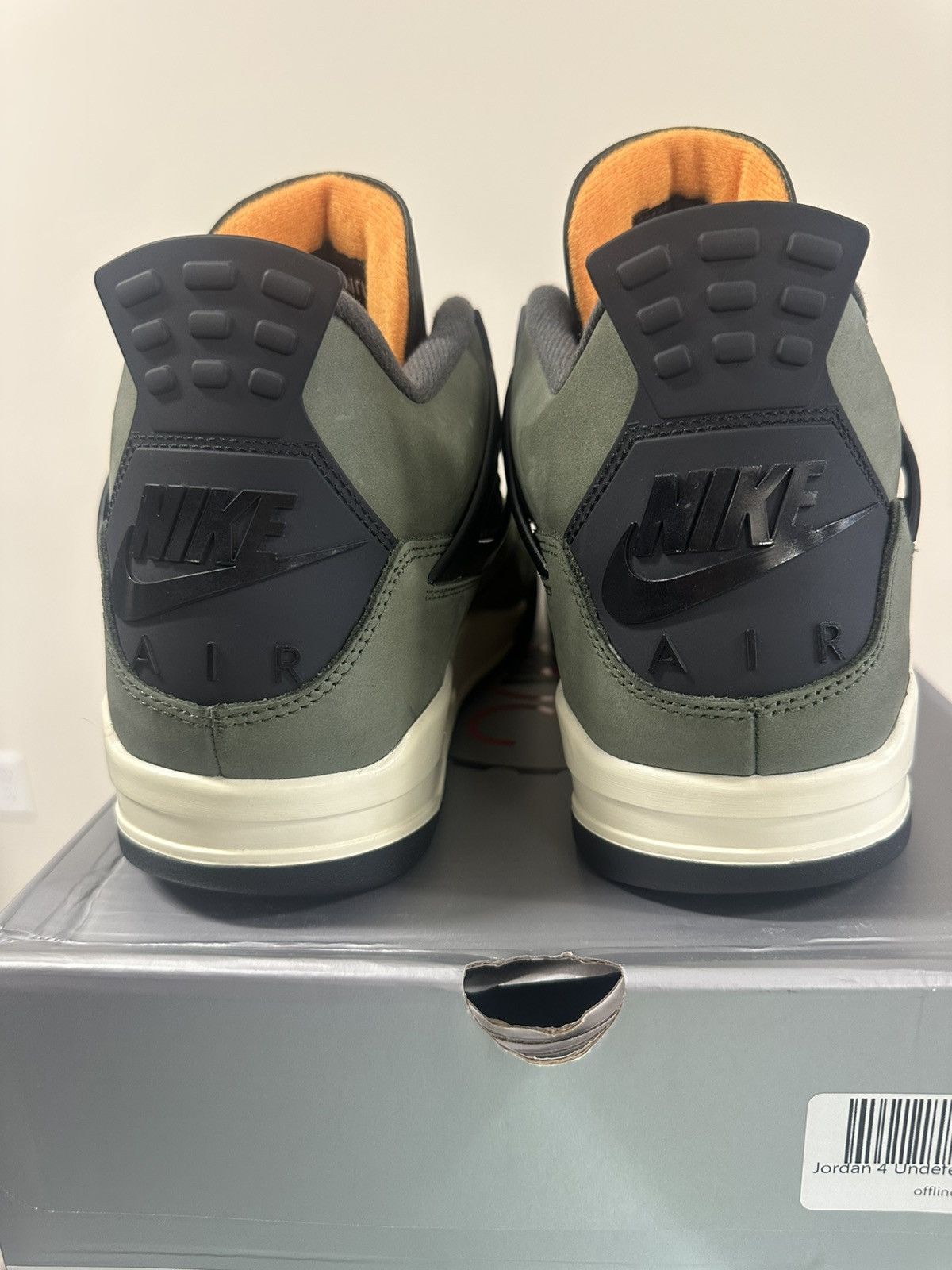 Jordan Brand × Undefeated Jordan 4 Undefeated Size US 13 / EU 46 - 6 Thumbnail