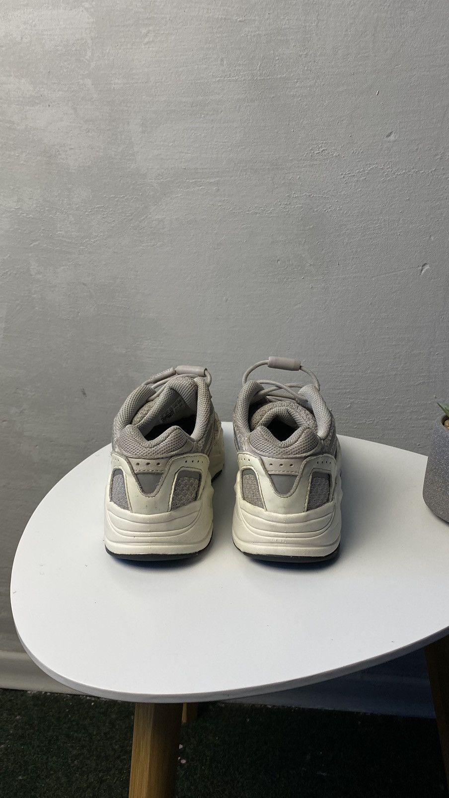 Adidas Adidas Yeezy boost 700 V2 Size US 5 / IT 35 - 5 Thumbnail