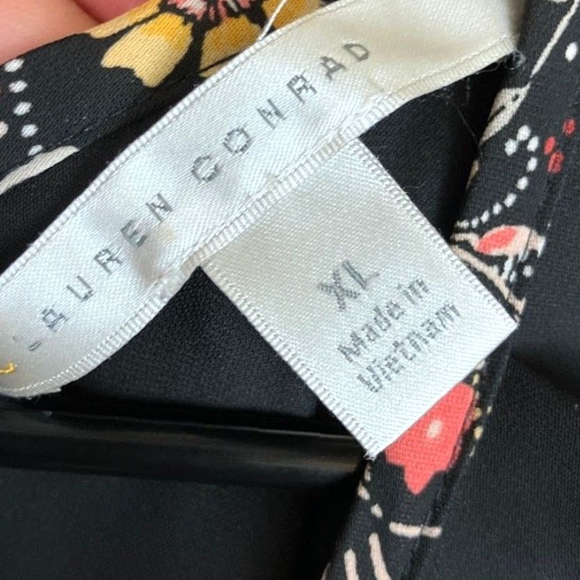 Vintage LC Lauren Conrad Blouse Womens Sleeveless XL Black Multi Floral Back Tie Pleated Crew Neck Chiffon Lightweight Casual Workwear Party/Cocktail Size XL / US 12-14 / IT 48-50 - 6 Thumbnail