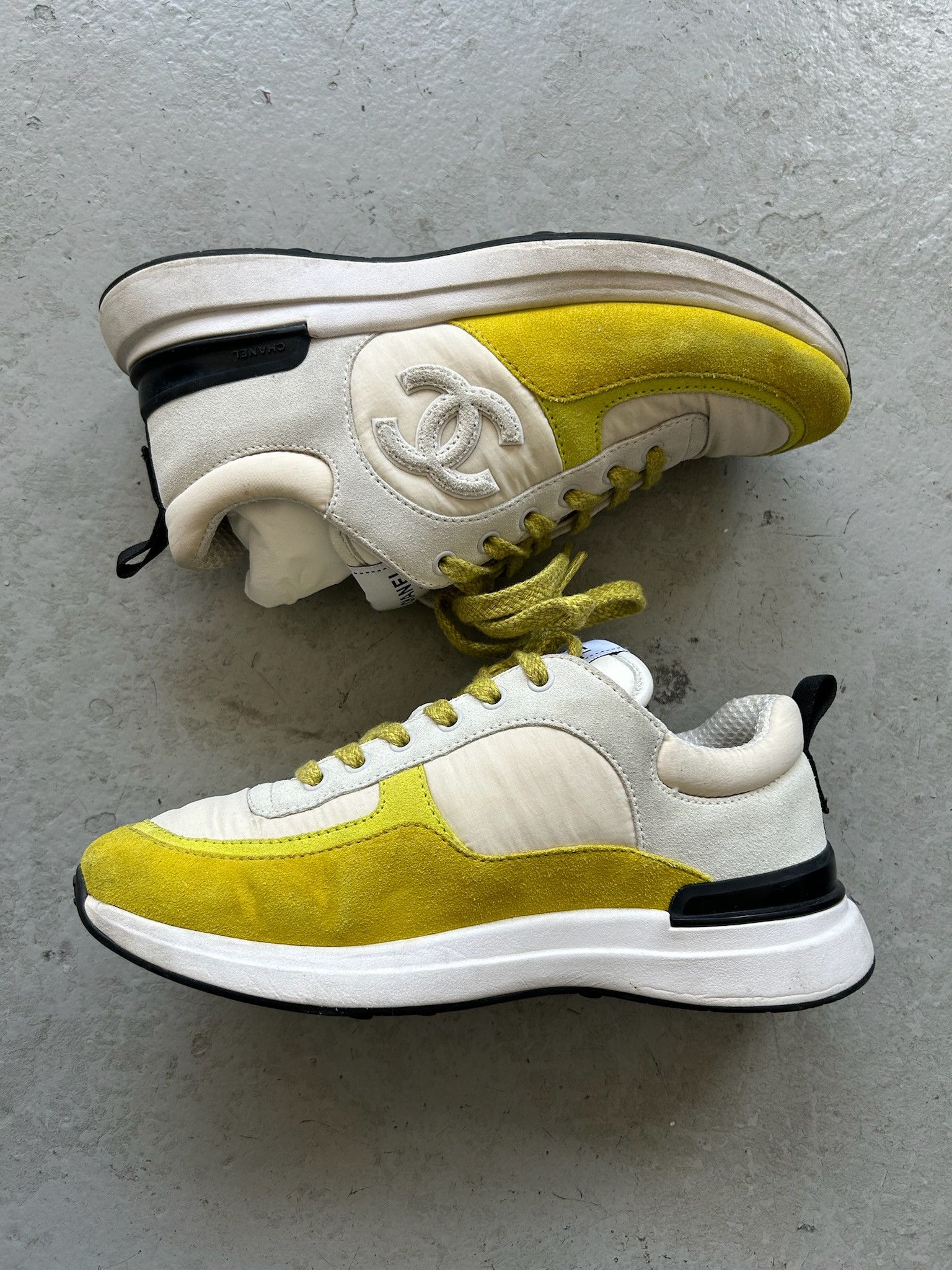 Chanel Chanel Suede Calfskin Ivory Light Grey & Yellow Runners Size US 6.5 / IT 36.5 - 2 Thumbnail