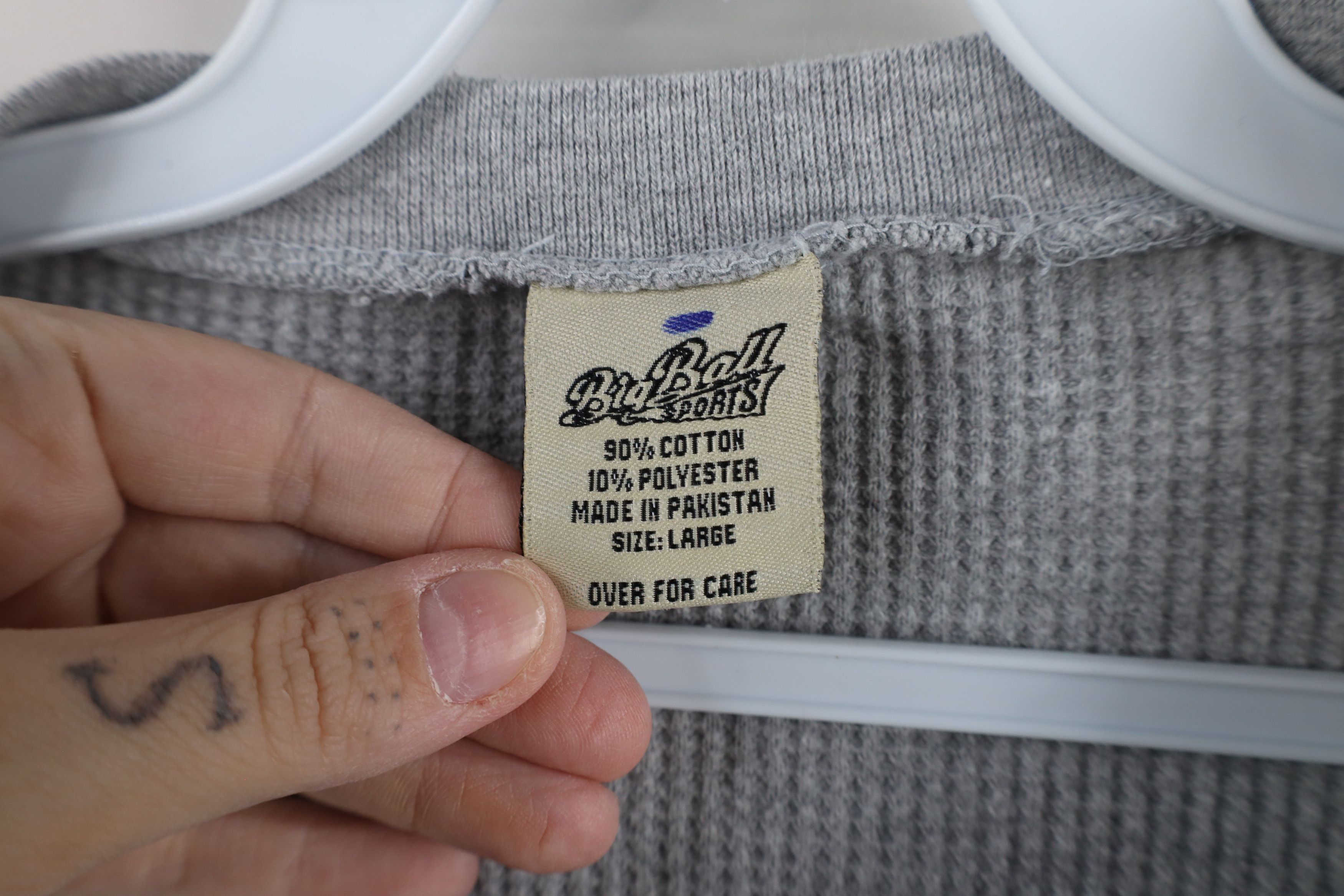 Vintage Vintage 90s Thermal Knit University of Michigan T-Shirt Size US L / EU 52-54 / 3 - 5 Thumbnail