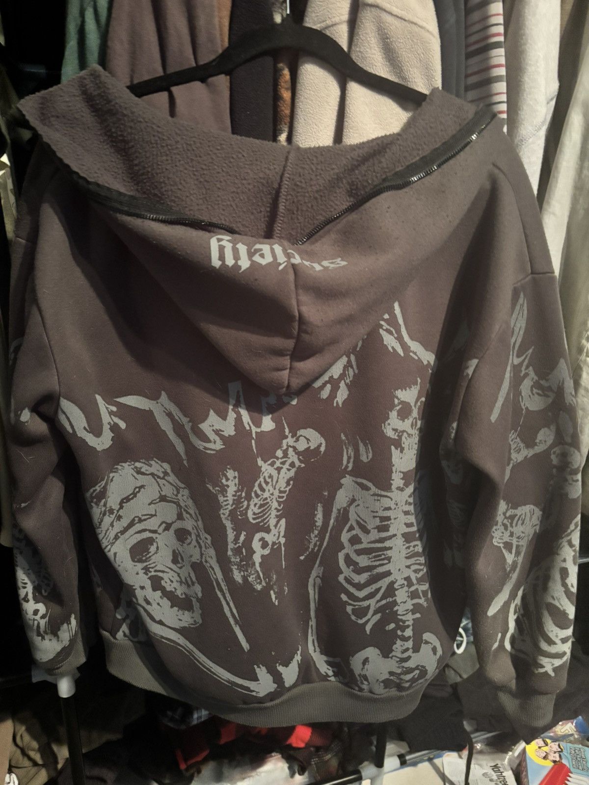 Other Vintage/y2k zip-up hoodie with crazy graphics Size US M / EU 48-50 / 2 - 3 Thumbnail