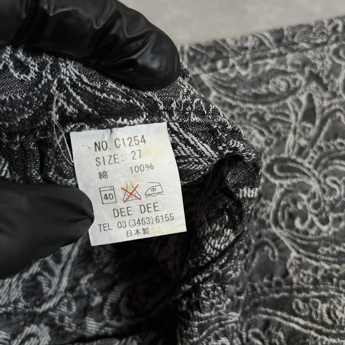 Japanese Brand Japanese Paisley Flared Denim – Y2K Rock Star Bell Bottoms Size US 27 - 8 Thumbnail