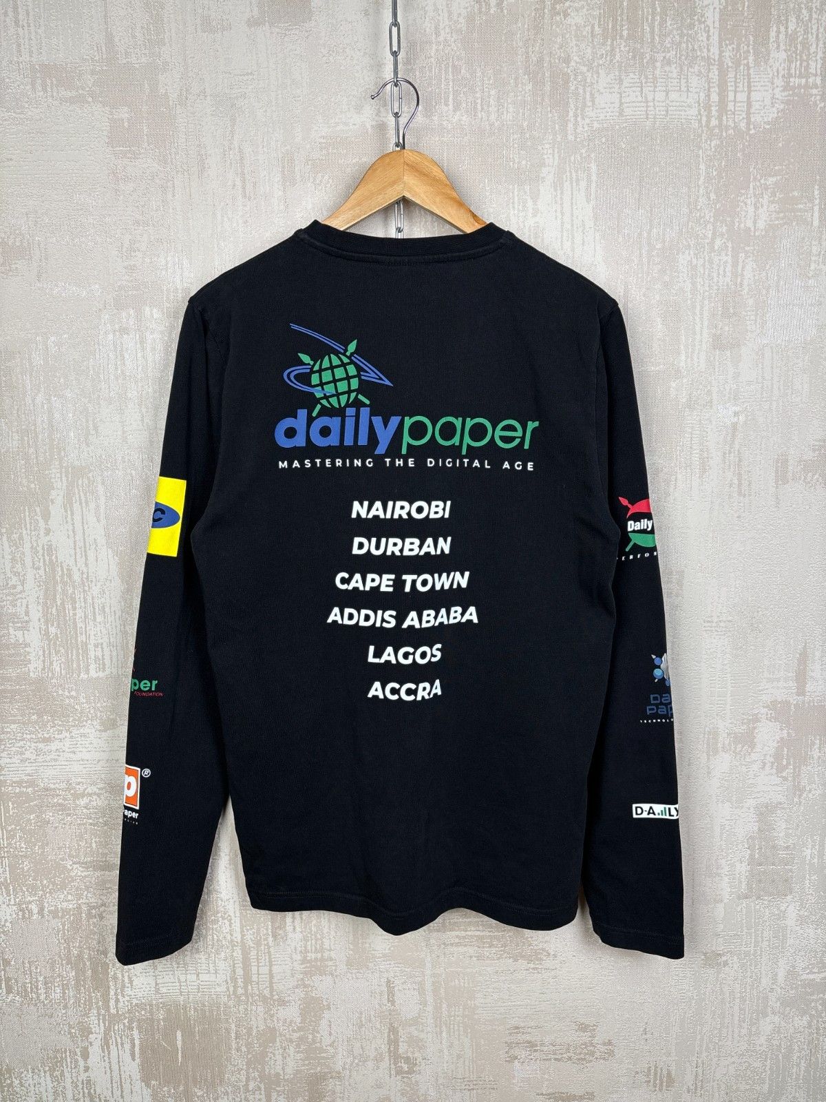 Daily Paper Daily Paper Feff Graphic Long Sleeve T-shirt Black Size US M / EU 48-50 / 2 - 11 Thumbnail