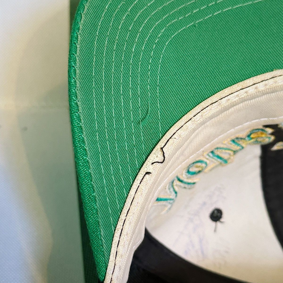 Sports Specialties × Vintage Vintage Hat Notre Dame Irish Scrip Double Line Size ONE SIZE - 12 Thumbnail
