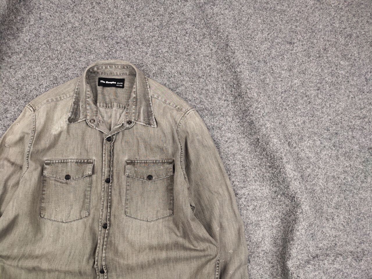 The Kooples The Kooples Jeans Fitted Distressed Button Denim Shirt Size US M / EU 48-50 / 2 - 2 Thumbnail