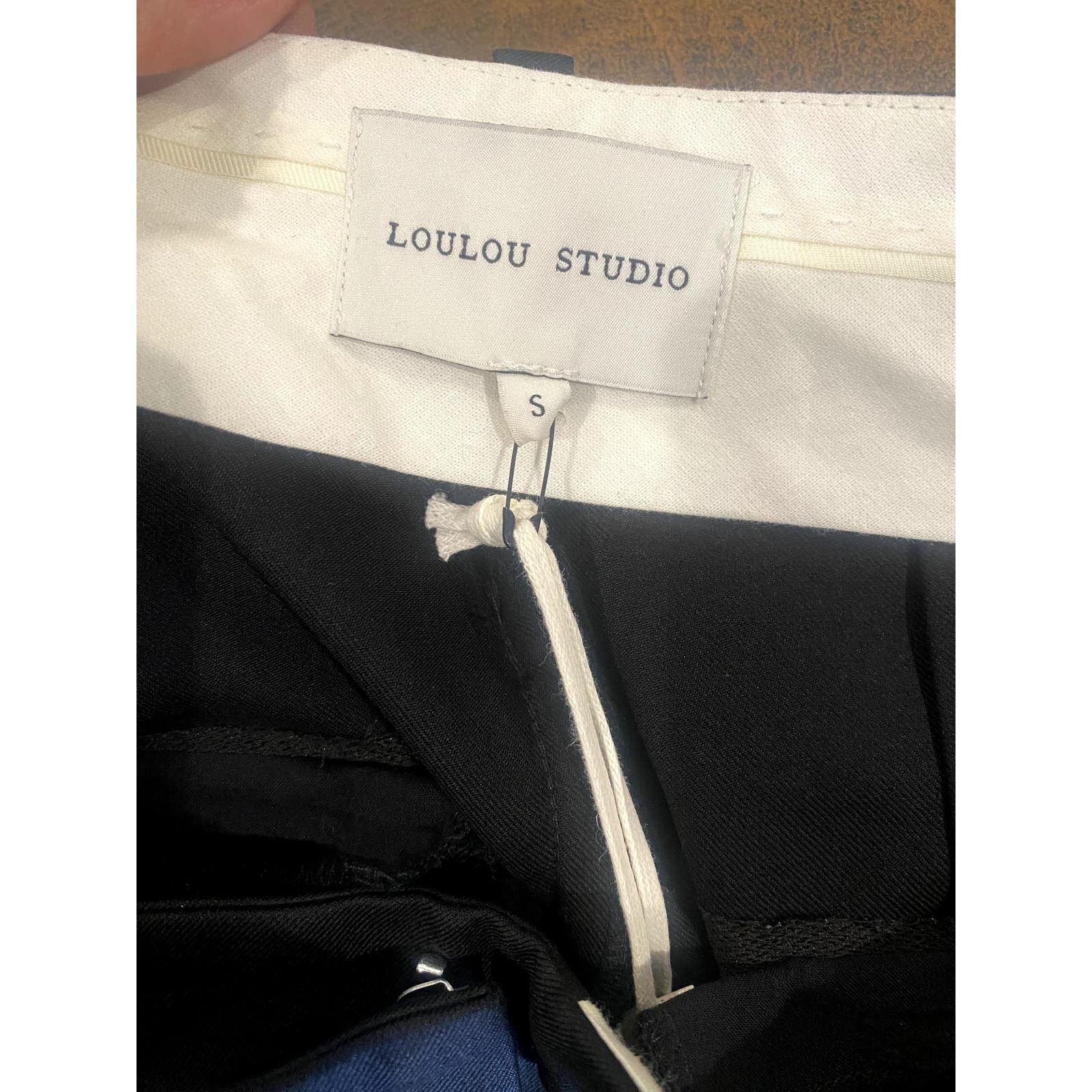Loulou de Saison Loulou Studio Carmel Cargo Wide Leg Pant in Black S Size 27" / US 4 / IT 40 - 5 Thumbnail