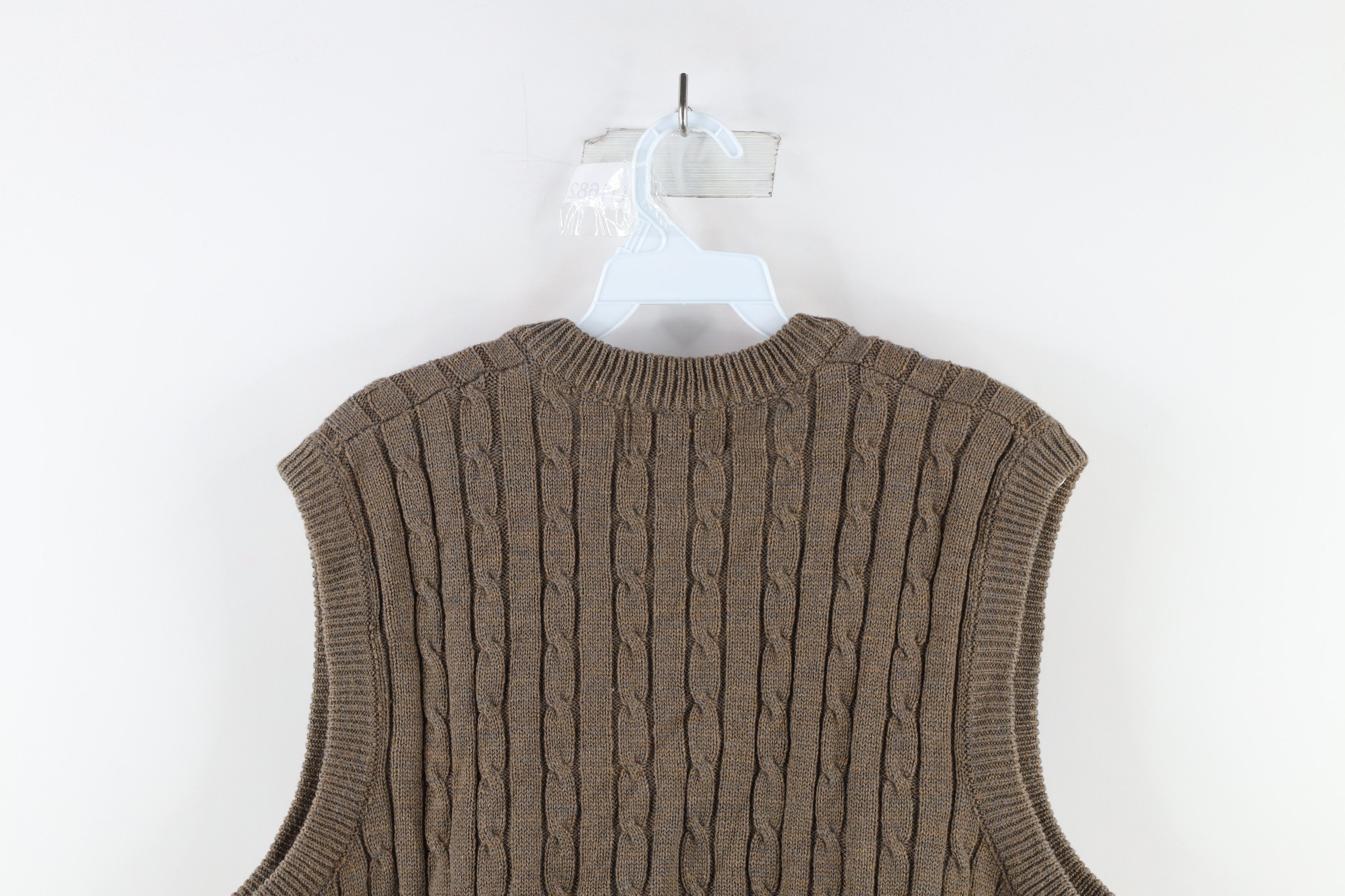 Vintage Vintage 60s 70s Streetwear Cable Knit Sweater Vest Brown Size US XL / EU 56 / 4 - 6 Thumbnail