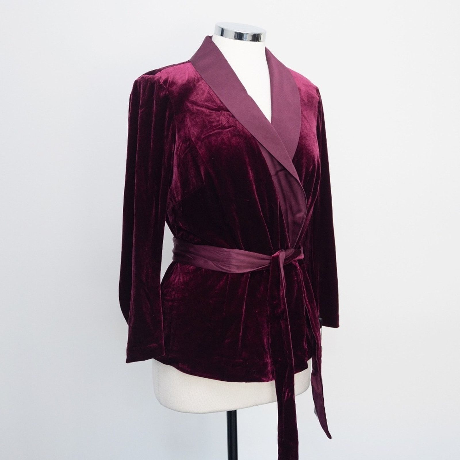 Adrianna Papell Adrianna Pappel. Velvet Satin Lapel Tuxedo Jacket. Size L / US 10 / IT 46 - 10 Thumbnail