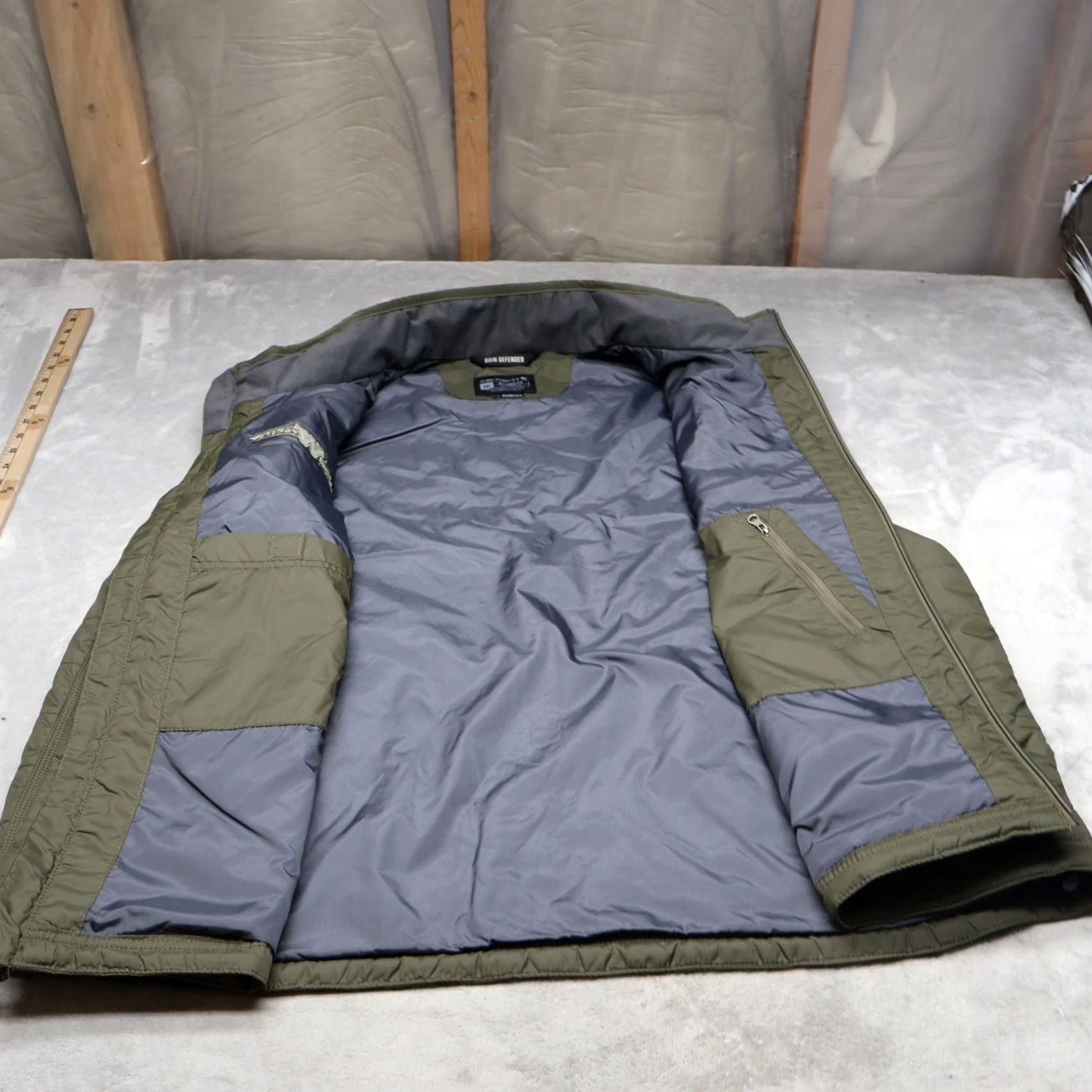 Carhartt VINTAGE Carhartt Vest Mens 3XL Green Gilliam Light Relaxed Fit Rain Defender Insulated Size US XXL / EU 58 / 5 - 5 Thumbnail