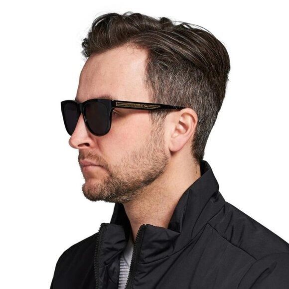 Gucci Gucci GG0980S 001 Sunglasses Black Square Frame Size ONE SIZE - 1 Thumbnail