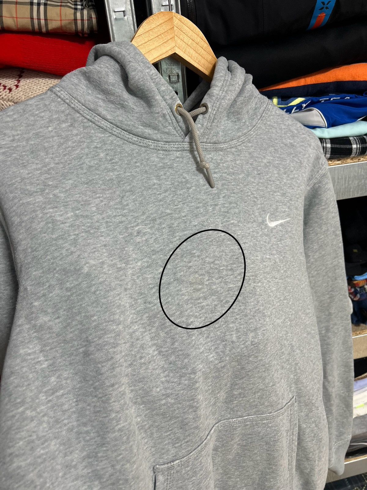 Nike × Vintage Vintage Nike Gray Hoodie Men Size L Small Swoosh Logo Y2K Size US L / EU 52-54 / 3 - 6 Thumbnail