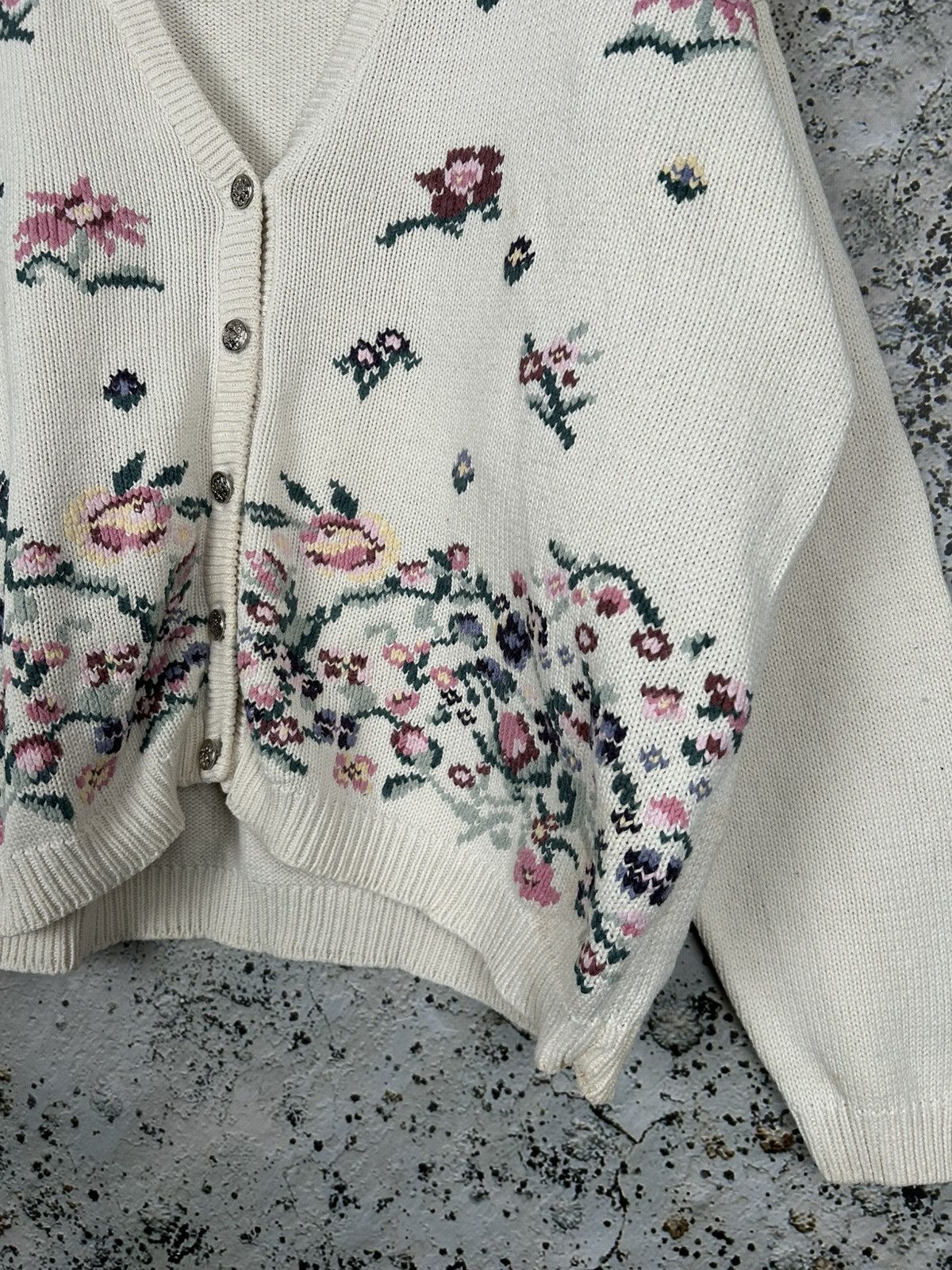 Japanese Brand Vintage Cardigan Sweater Avant Garde Japanese Flowers 90s Size US L / EU 52-54 / 3 - 4 Thumbnail