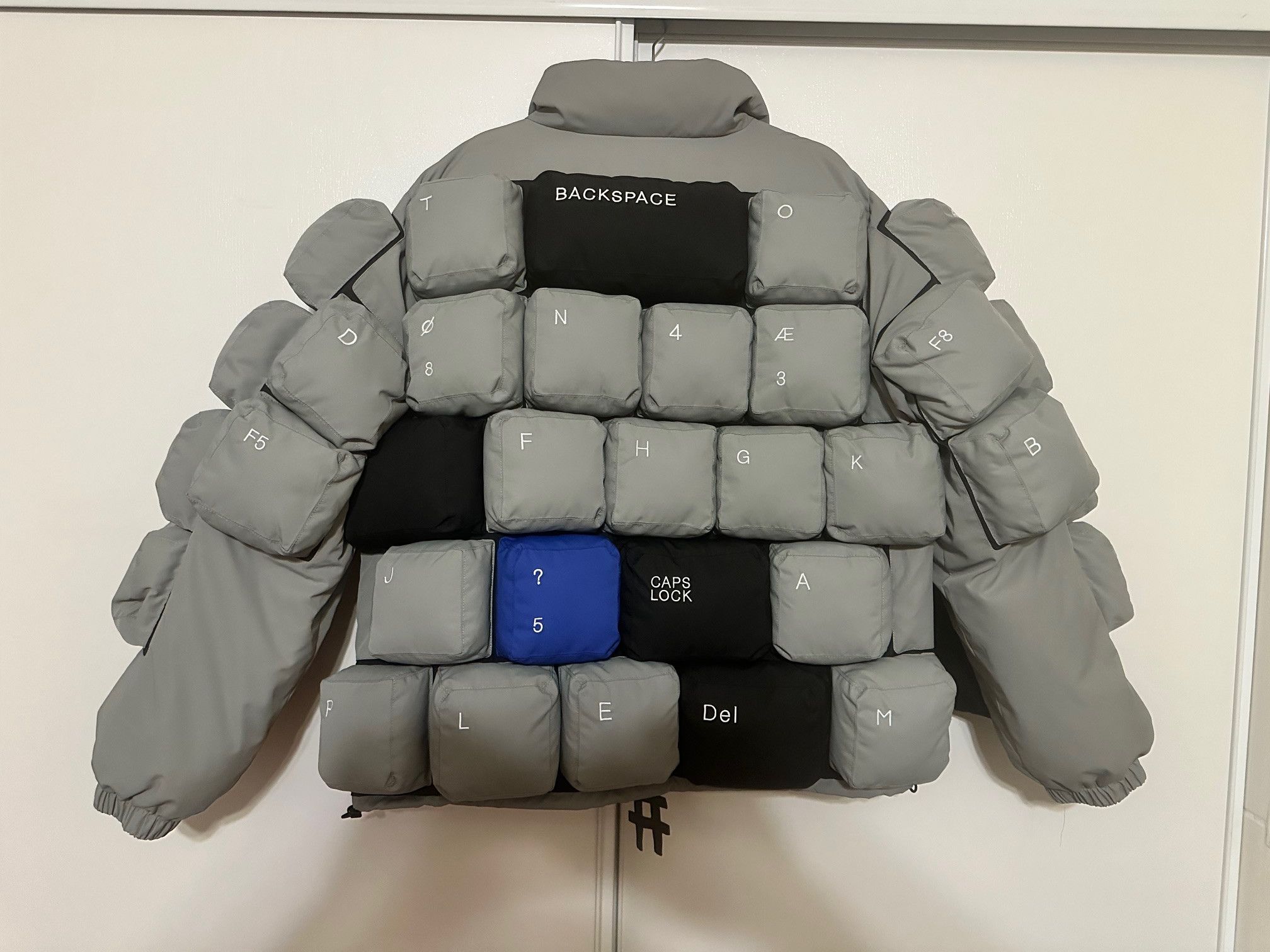 LIMINAL WORKSHOP Keyboard puffer jacket (Blue variant) Size US L / EU 52-54 / 3 - 2 Thumbnail