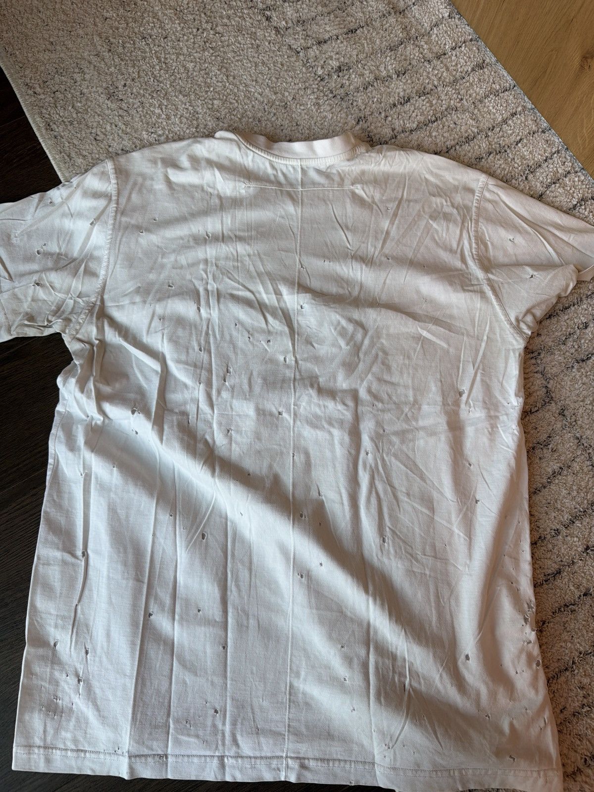 Givenchy Givenchy Hole Logo Tee Size US XXS / EU 40 - 2 Thumbnail