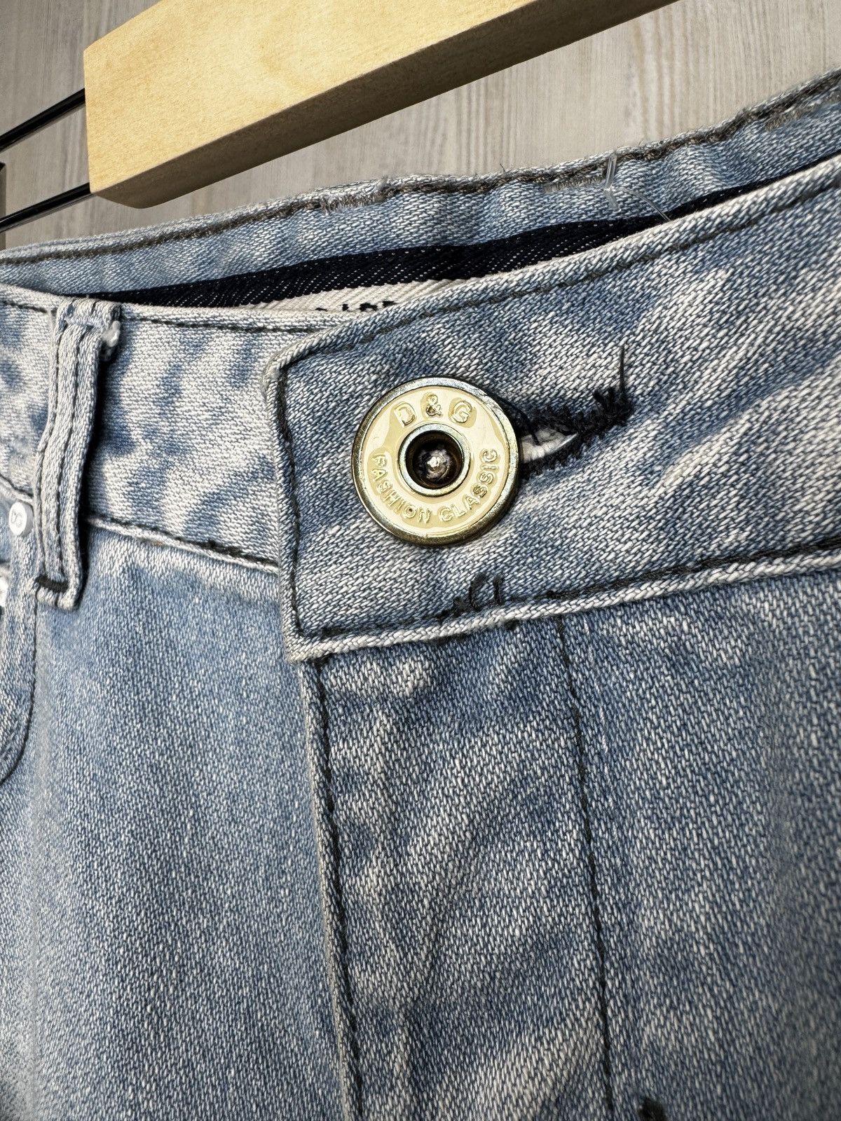 Dolce & Gabbana Dolce & Gabbana vintage distressed denim blue jeans Size US 31 - 5 Thumbnail