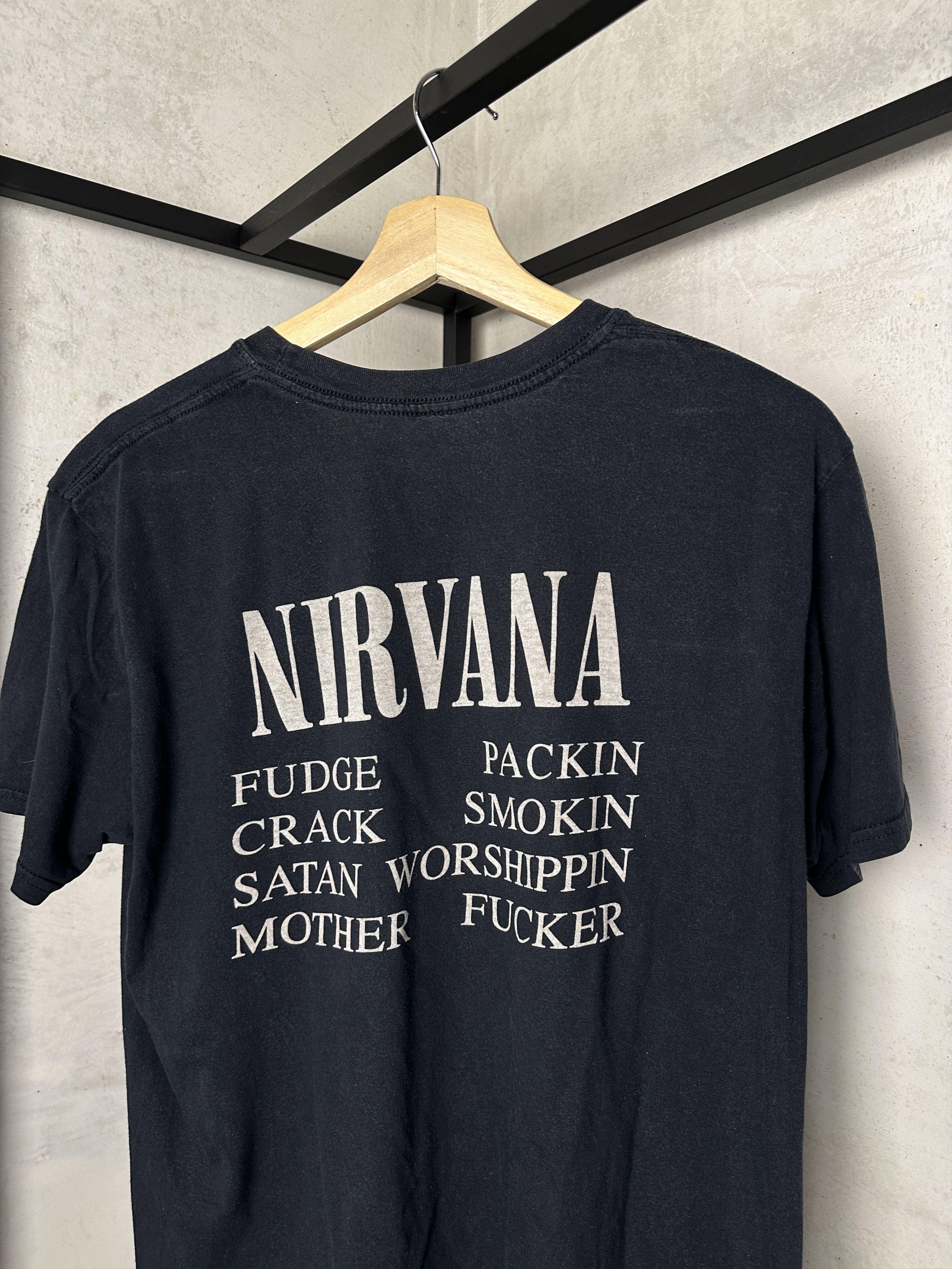 Band Tees Vintage 1992 Nirvana Vestibule T-Shirt Size US L / EU 52-54 / 3 - 4 Thumbnail