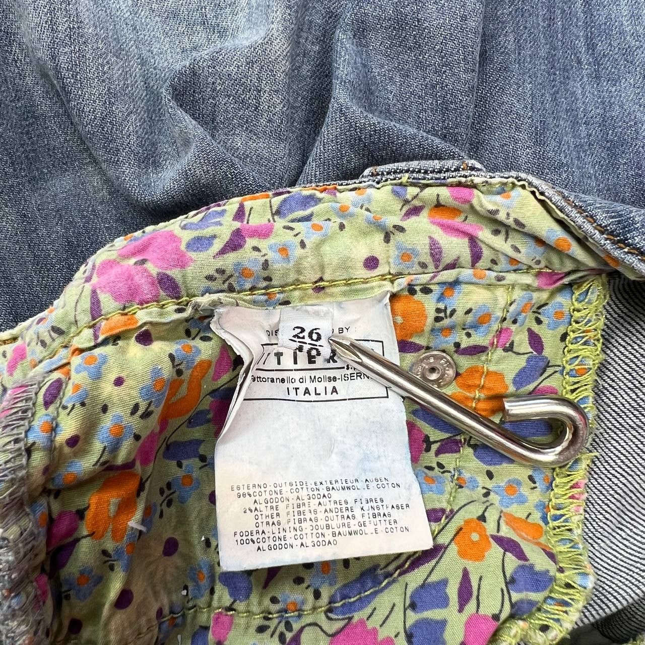 Dolce & Gabbana Baggy Women Vintage Dolce&Gabbana Denim Shorts Size 27" / US 4 / IT 40 - 13 Thumbnail