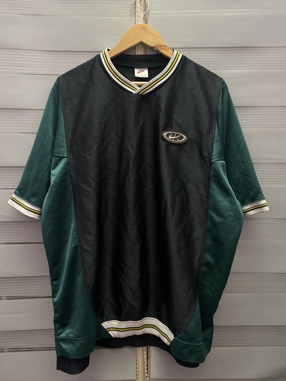 Nike RARE Vintage 90s Nike Rubber Patches Jersey Size US L / EU 52-54 / 3 - 1 Thumbnail