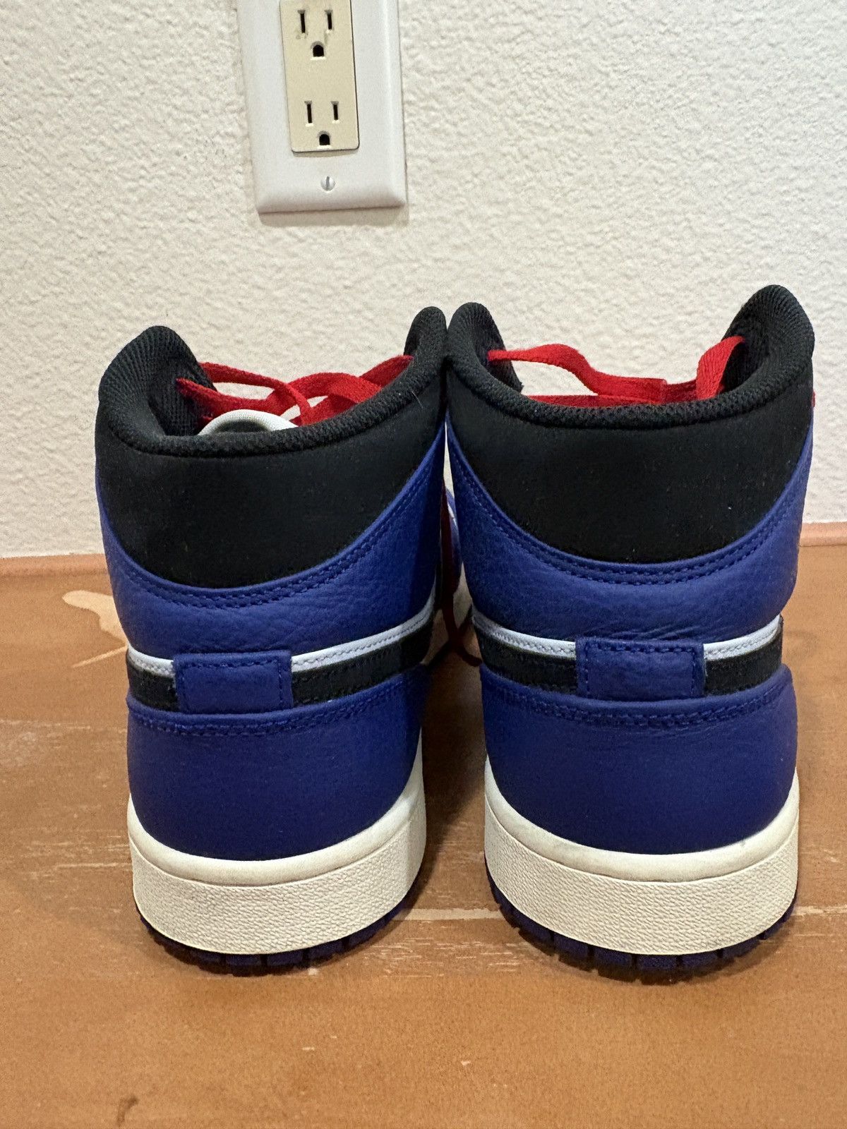 Jordan Brand Jordan 1 Mid Deep Royal Blue Black Size US 10 / EU 43 - 1 Thumbnail