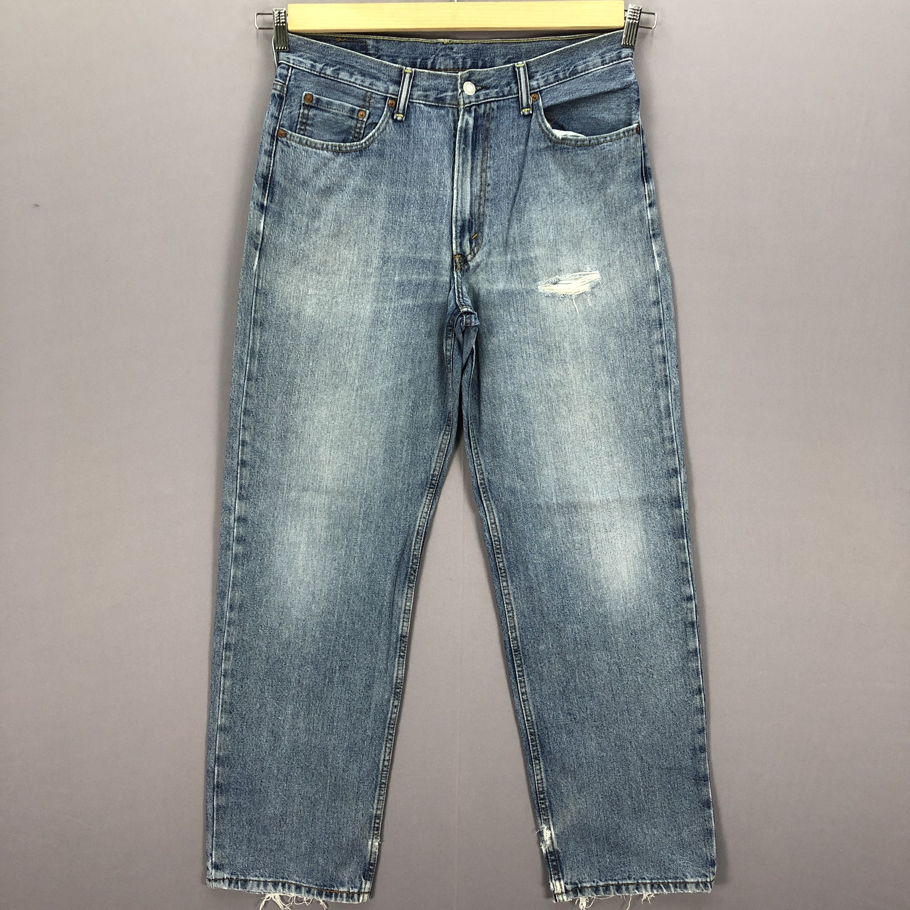 Levi's Vintage Levis 550 Ripped Jeans Levi's Light Wahs Faded Denim Size US 32 / EU 48 - 1 Thumbnail