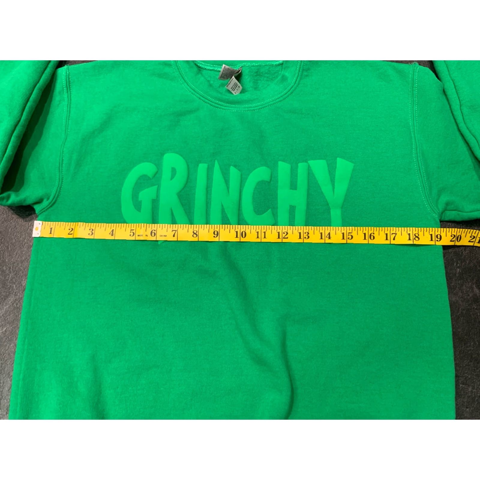Vintage VINTAGE Dr. Seuss Grinchy Christmas Sweatshirt Men S Green 90s Pullover Crewneck Sweatshirt Small Size US S / EU 44-46 / 1 - 5 Thumbnail