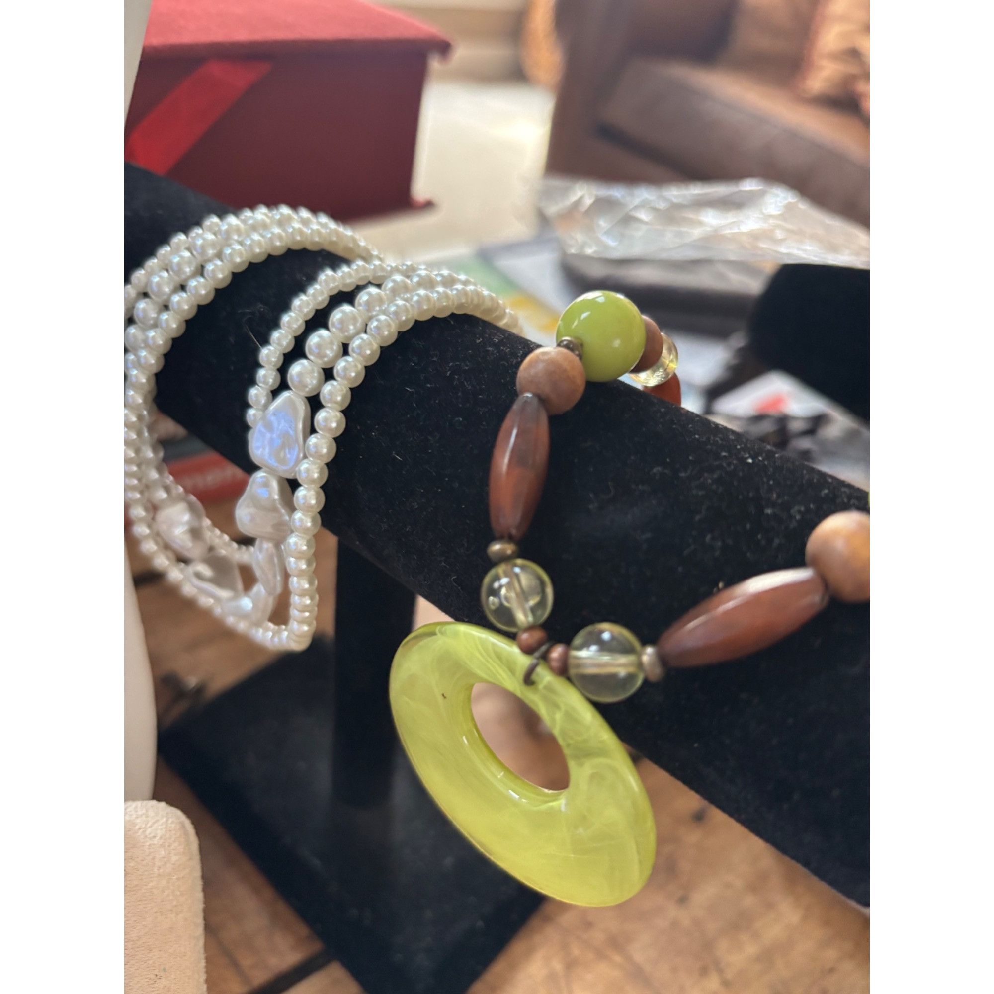 Other Gift box filled with Assorted Costume Jewelry Collection Wit Size ONE SIZE - 7 Thumbnail