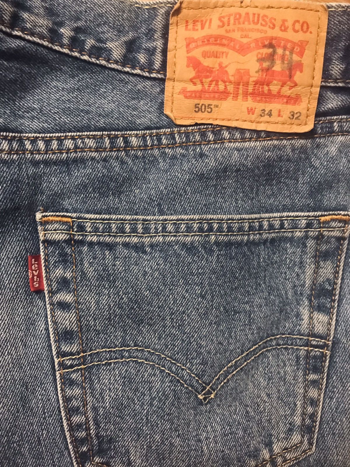 Levi's Levis Vintage Y2K 505 Straight Fit Med Wash Blue denim Jeans Size US 34 / EU 50 - 3 Thumbnail