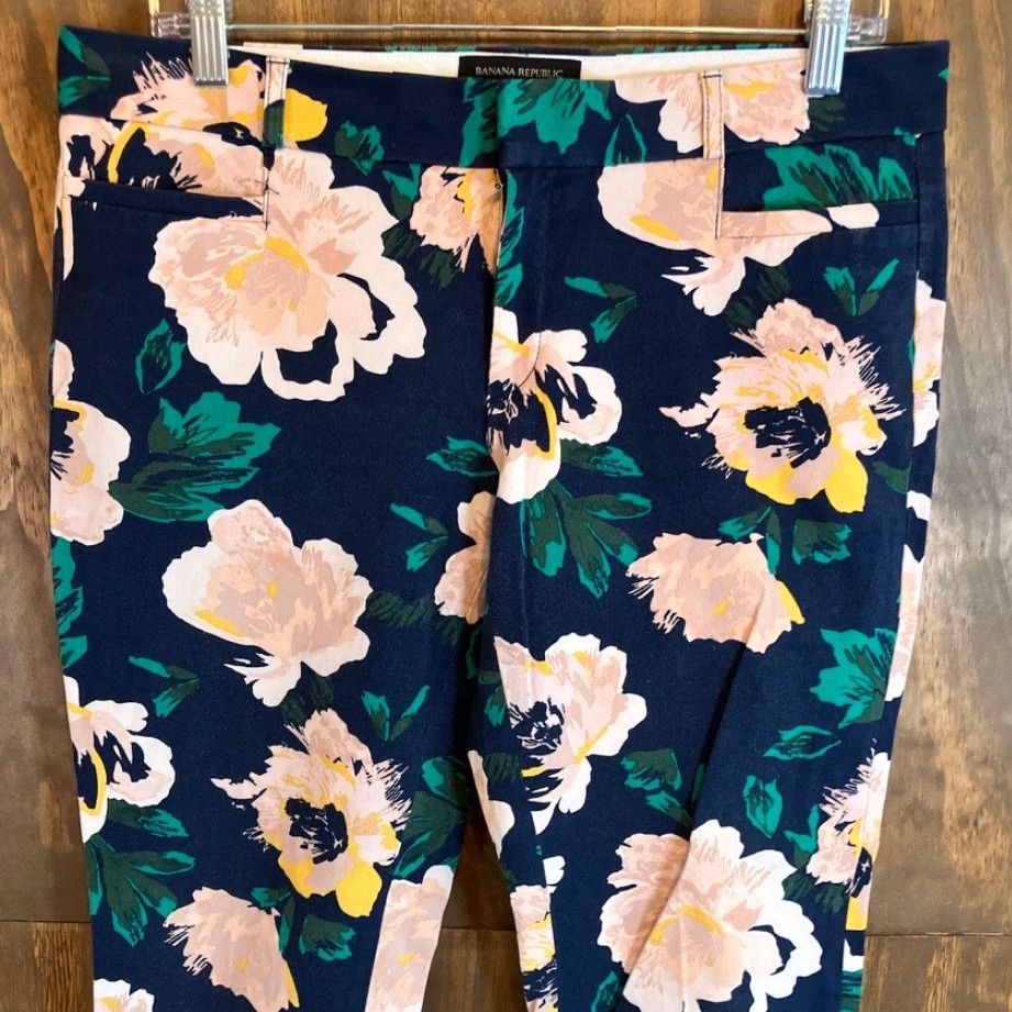 Banana Republic Banana Republic Womens Pants Multi Floral Sloan Fit Cropped Ankle Stretch 8P Size 30" / US 8 / IT 44 - 2 Thumbnail