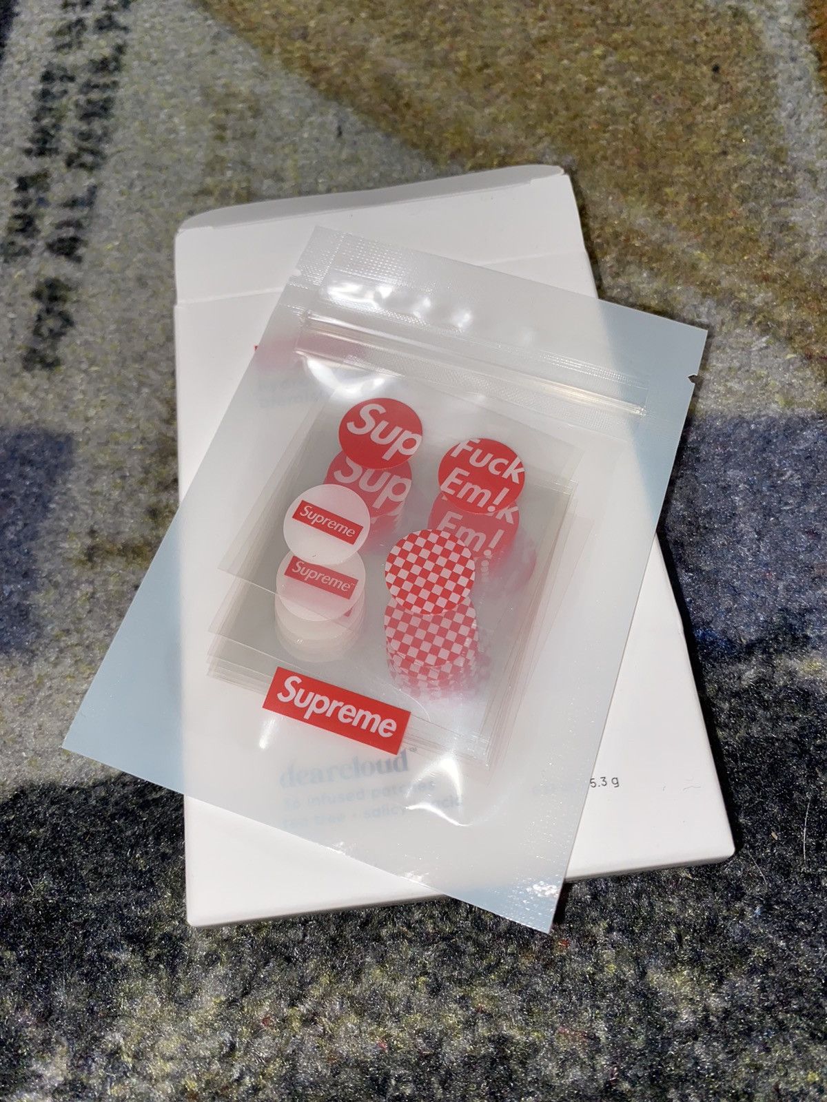 Supreme Supreme Dearcloud Blemish Patches (36 Pack) Size ONE SIZE - 1 Thumbnail