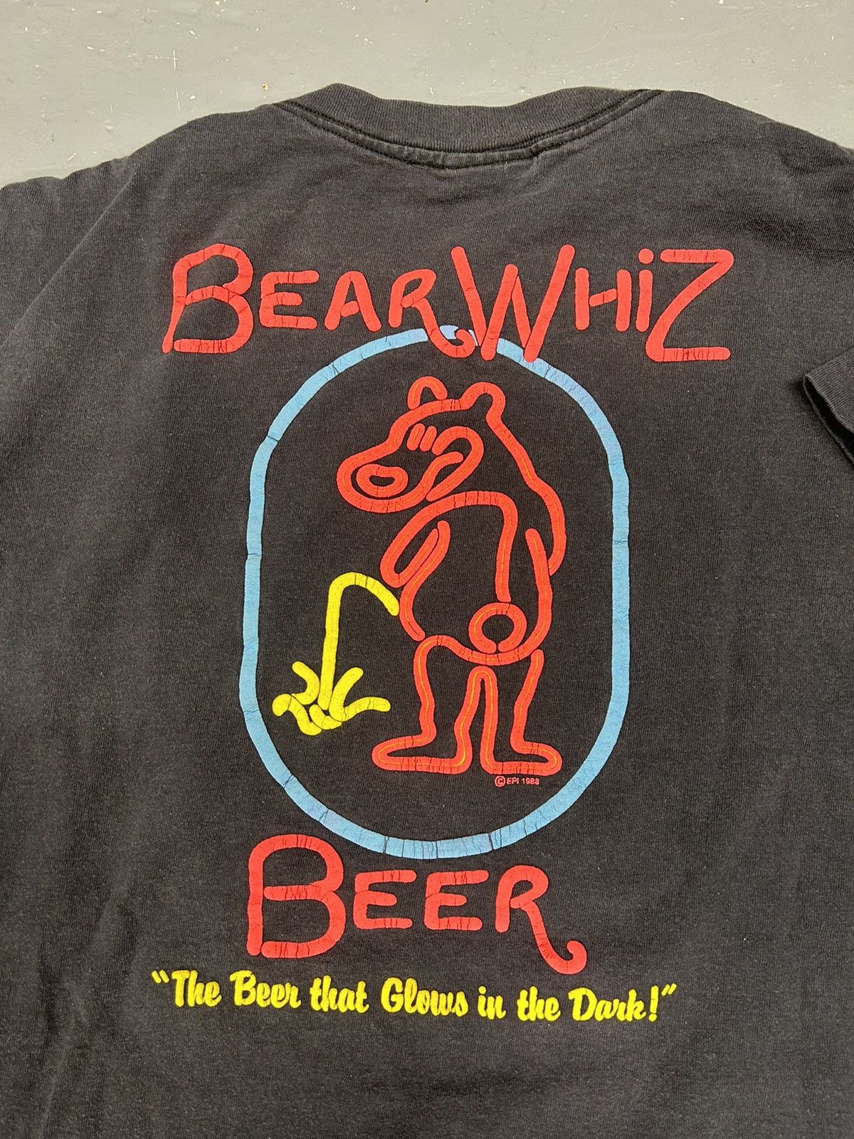 Japanese Brand × Vintage Crazy Vintage 90s Essential Beer Humor Graphic T-Shirt Black Size US L / EU 52-54 / 3 - 2 Thumbnail