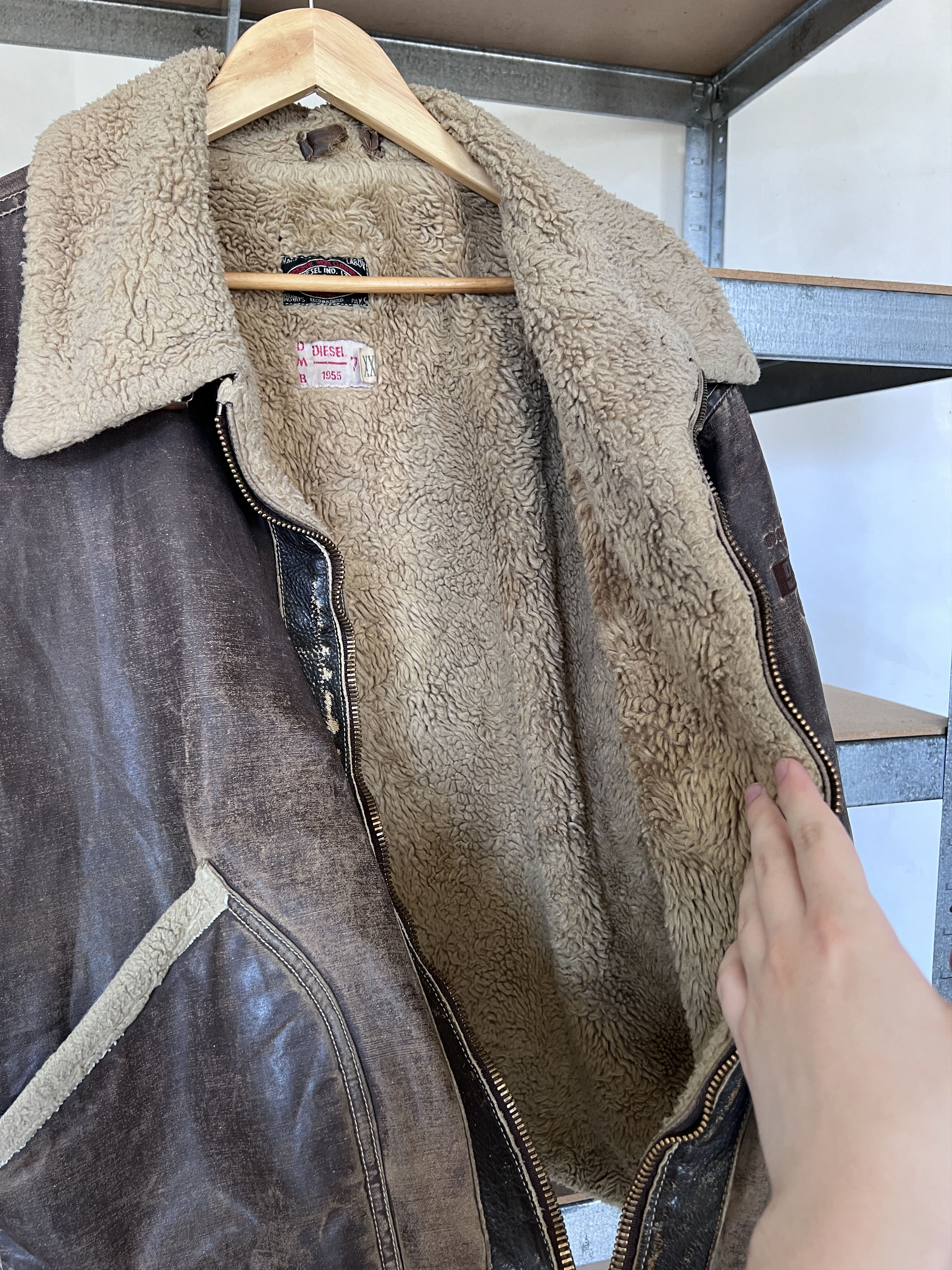 Diesel Diesel Vintage DMB 1955 Wax Sheepskin Distressed Jacket Size US XXL / EU 58 / 5 - 8 Thumbnail