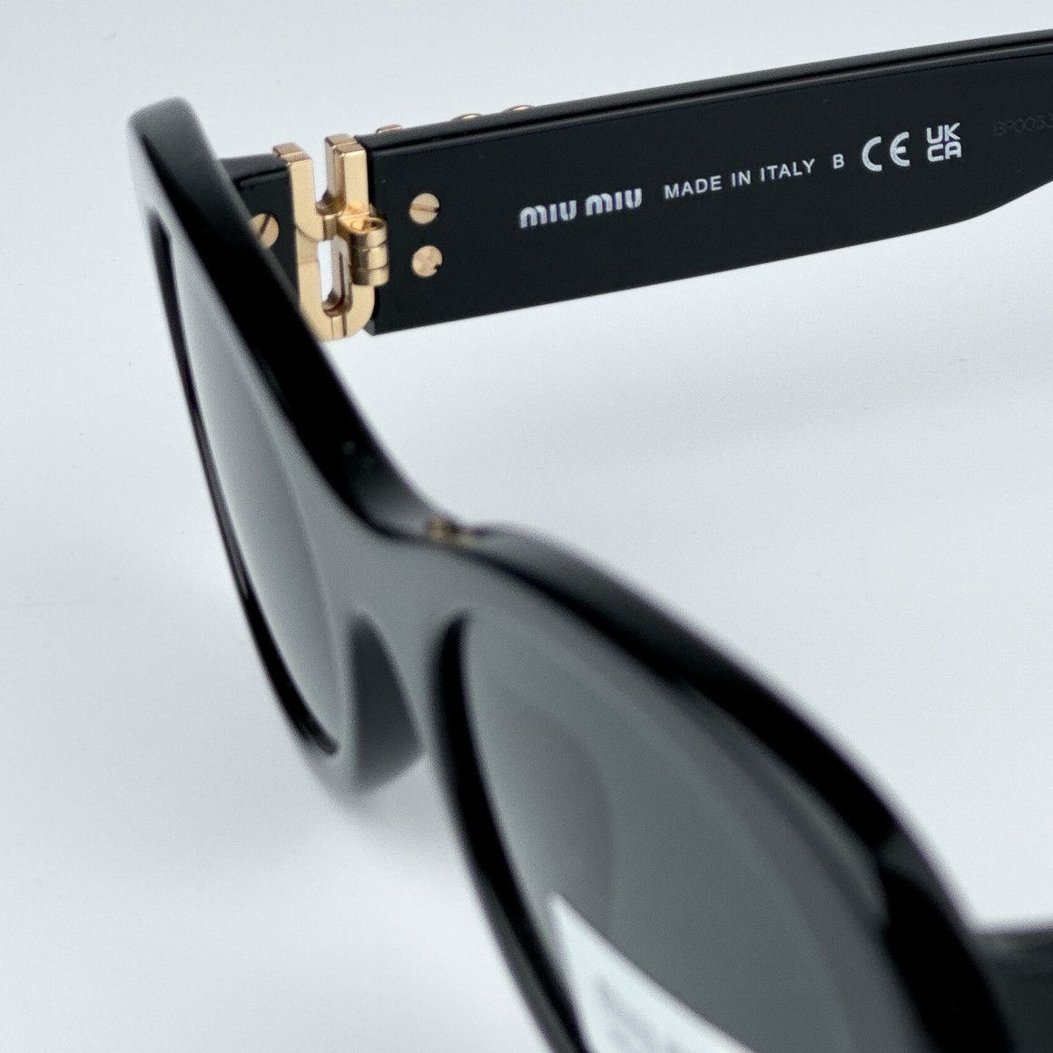 Miu Miu NEW Miu Miu MU06ZS 1AB5S0 GLIMPSE Oval Unisex Sunglasses Size ONE SIZE - 6 Thumbnail