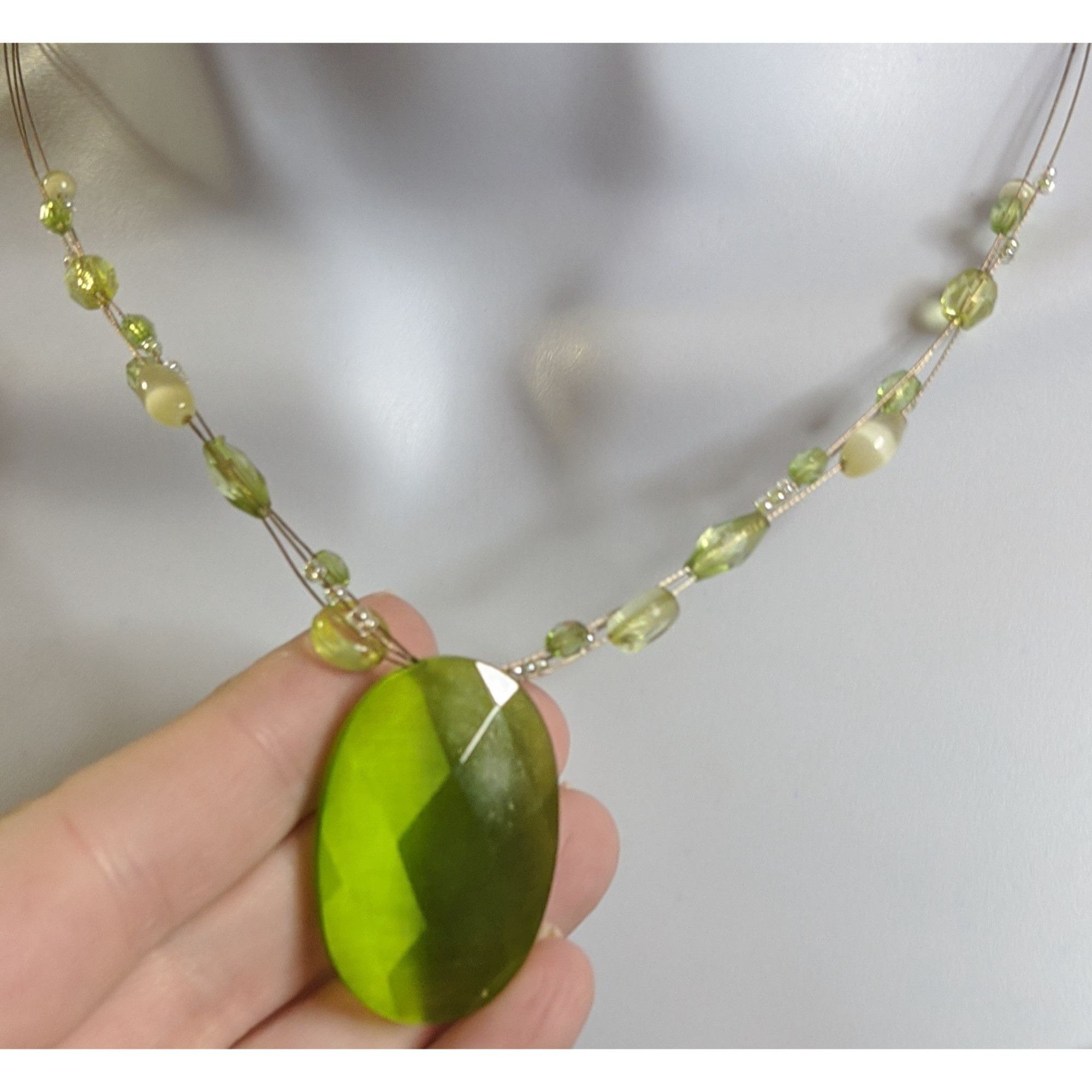 Other Mystical Green Faceted Oval Pendant Necklace With Beaded Str Size ONE SIZE - 3 Thumbnail