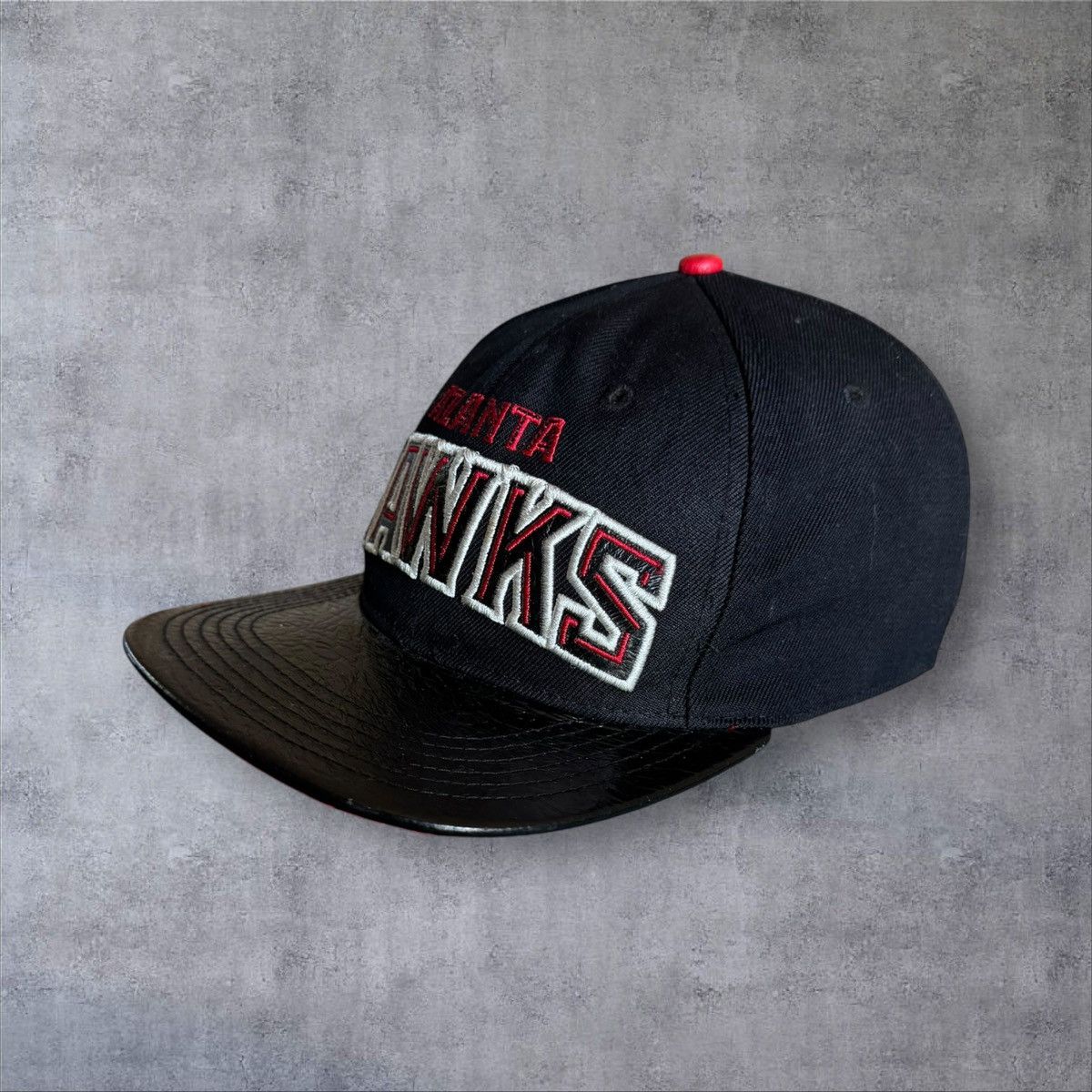 NBA Atlanta Hawks Pro Standard Basketball. Size ONE SIZE - 11 Thumbnail