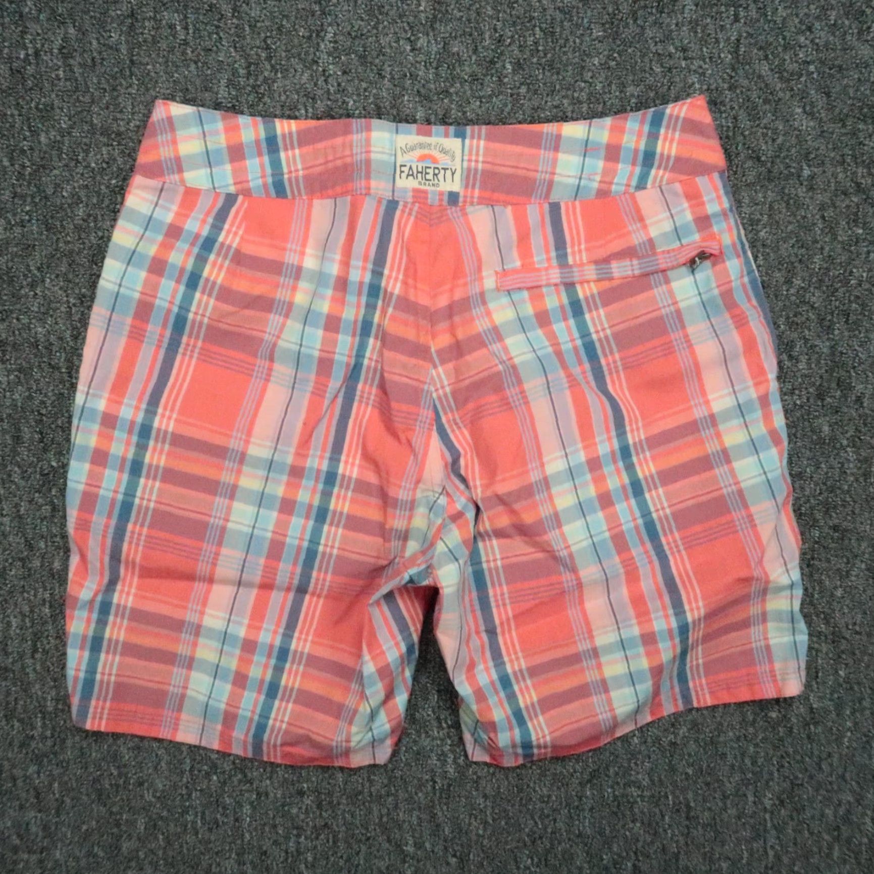 Faherty Faherty Boardshorts Mens 28 Red Plaid Classic Swim Drawstring Pocket Bottom Size ONE SIZE - 3 Thumbnail