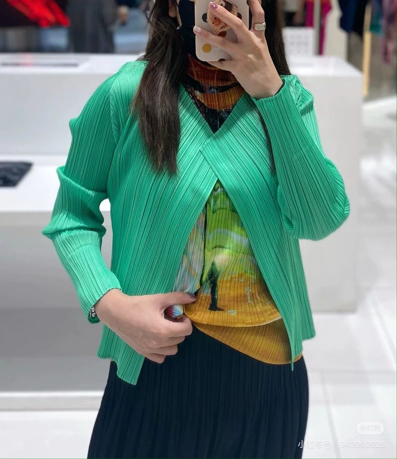 Issey Miyake Issey Miyake size:3 Apple green pleated cardigan Size XS / US 0-2 / IT 36-38 - 7 Thumbnail