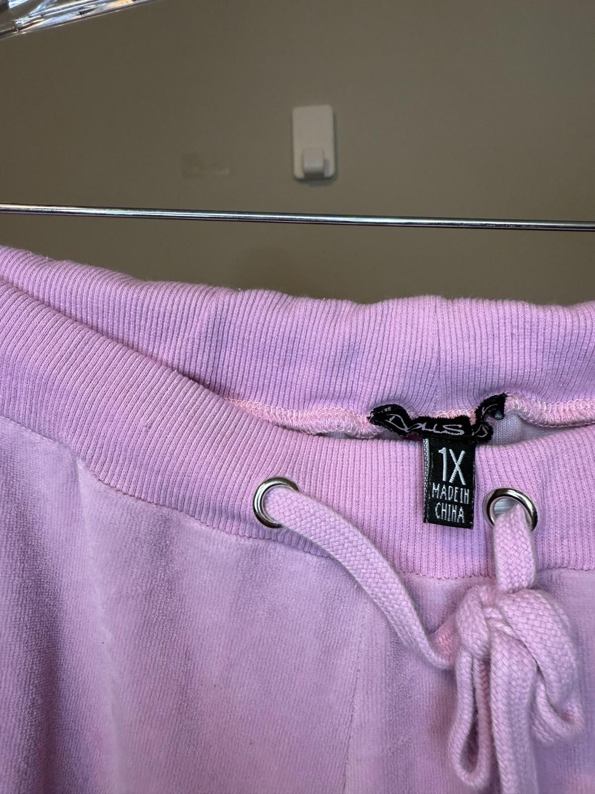 Designer Y2K Rhinestone Pink Velour Flare Sweat Pants Size 42" / US 20 - 6 Thumbnail