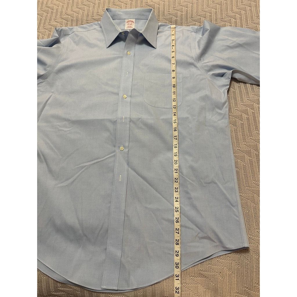 Brooks Brothers Brooks Brothers blue traditional fit button down size 16.5 Size US L / EU 52-54 / 3 - 6 Thumbnail