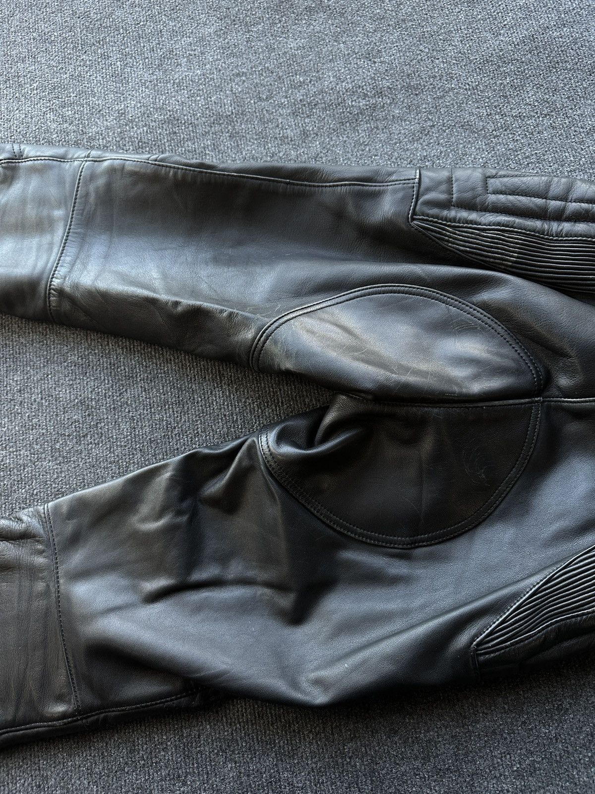 Leather 🚨GRAIL LEATHER PANTS RACING VNTG Cowboy Biker Leather Pants Size US 27 - 13 Thumbnail