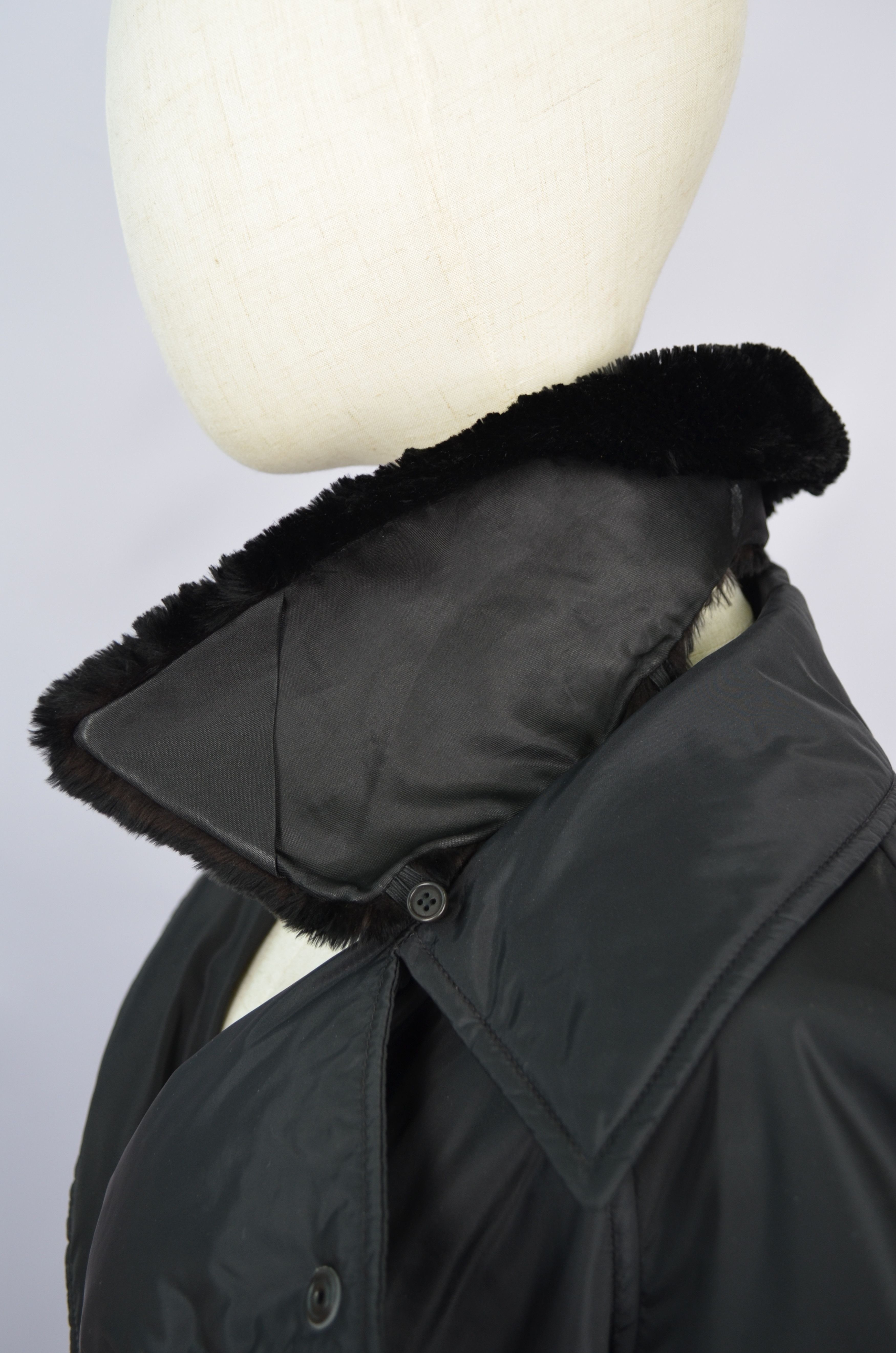 Designer × Max Mara Max Mara 'S Belted Teflon Jacket Coat Long Nutria Fur Size L Size L / US 10 / IT 46 - 11 Thumbnail