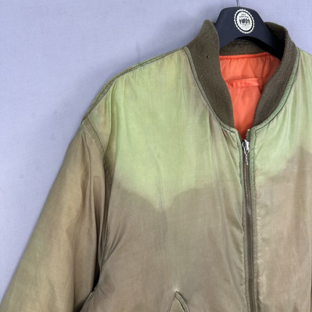 Alpha Industries Vintage Alpha Industries Bomber Jacket Sun Faded Size US M / EU 48-50 / 2 - 2 Thumbnail