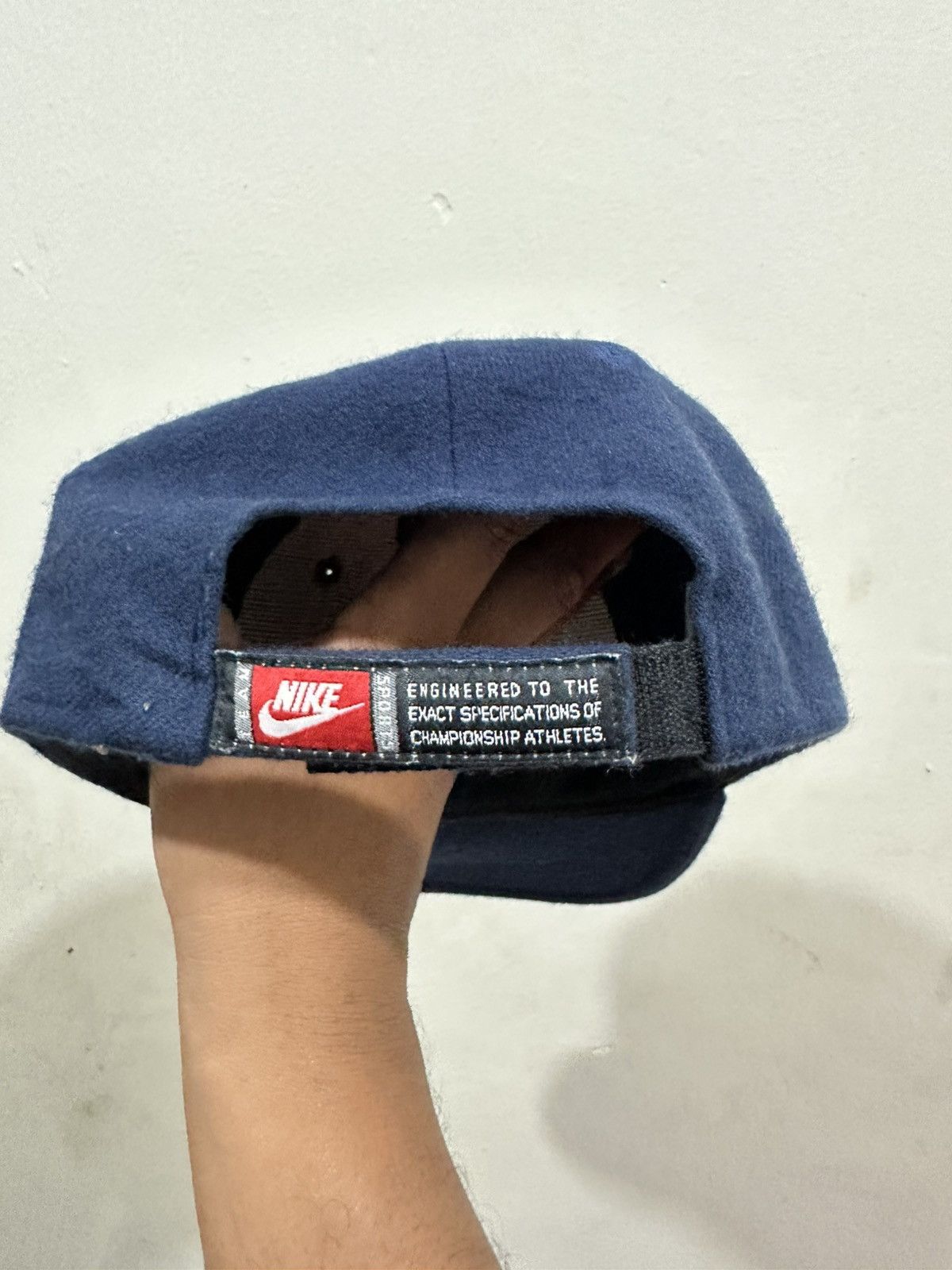 Nike VTG Georgetown Hoyas Swoosh Dad Hat Size ONE SIZE - 4 Thumbnail
