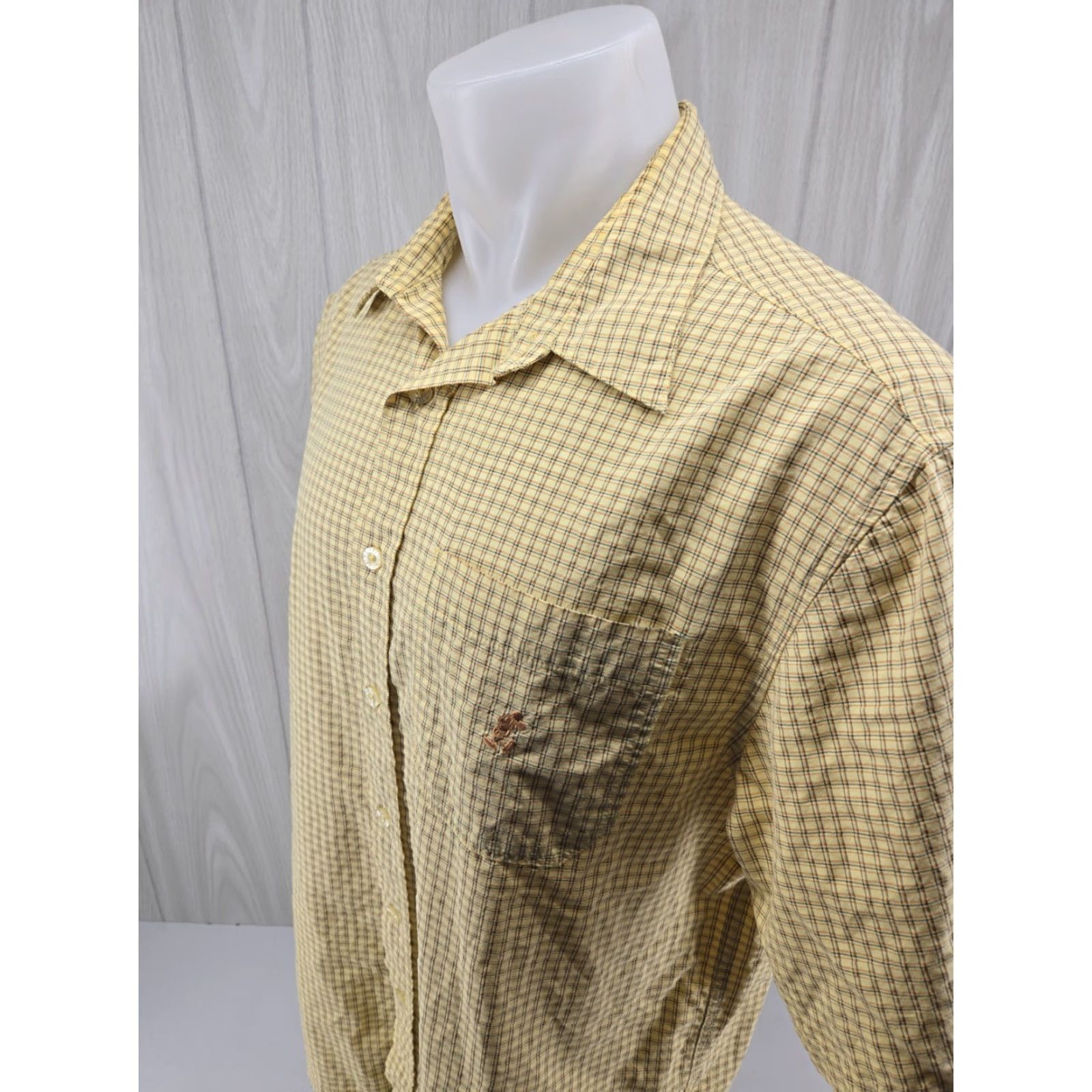 Disney Walt Disney World Mickey Mouse Embroidered Men’s Large Yellow Shirt Checker Shirt Button-Up Men's L Yellow Embroidered Disney World Shirt Size US L / EU 52-54 / 3 - 5 Thumbnail