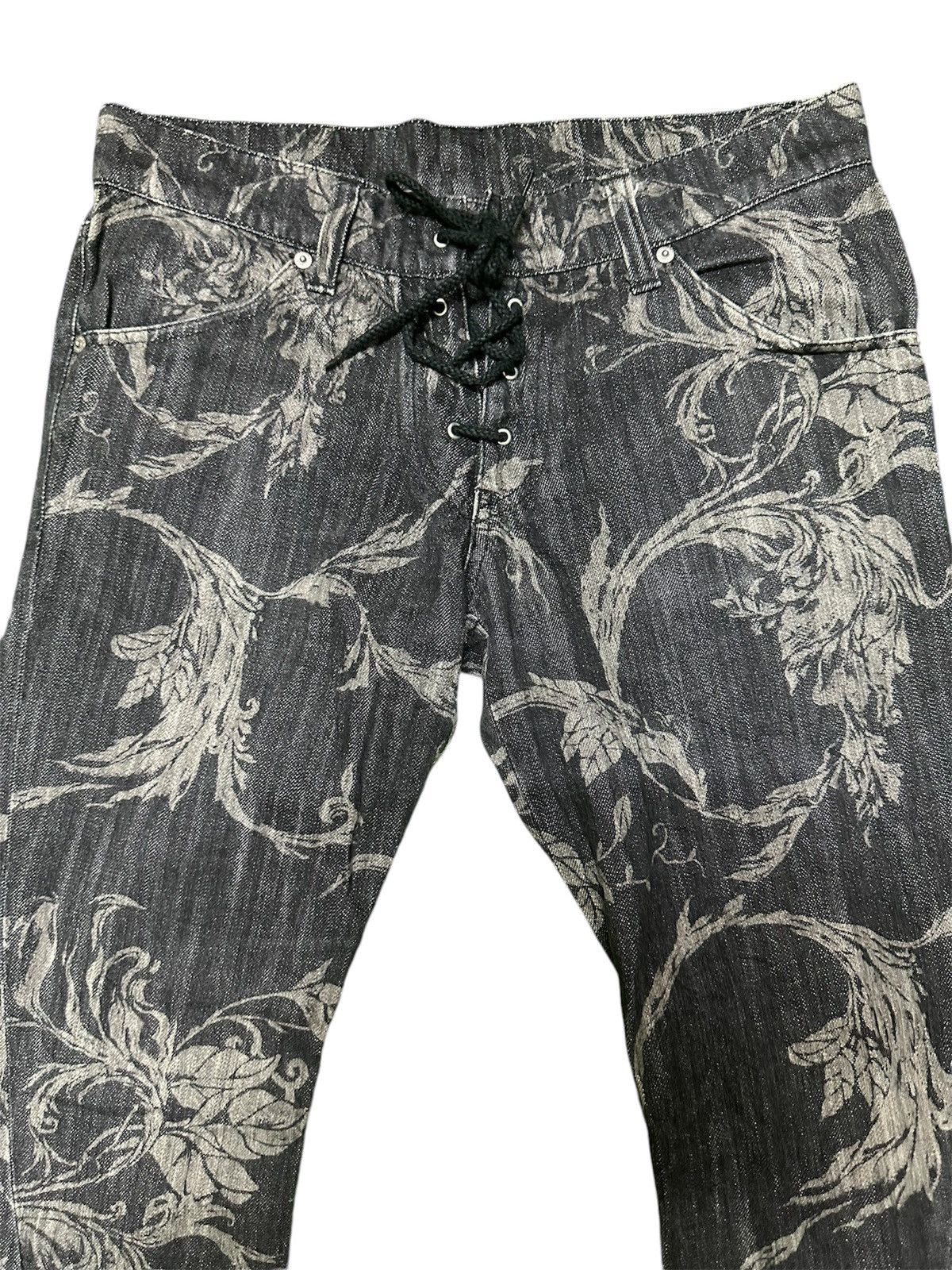 Tornado Mart Tornado mart flaire full print jeans Size US 33 - 5 Thumbnail