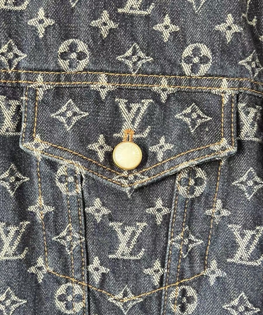 Louis Vuitton Louis Vuitton X Pharrell Williams 50 Monogram Denim Jacket Size US M / EU 48-50 / 2 - 4 Thumbnail