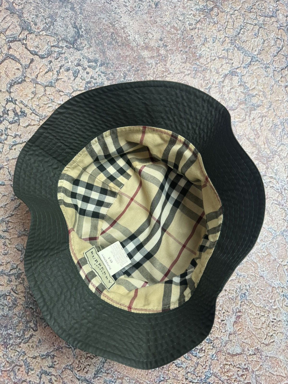 Burberry Burberry London Novacheck Panama Vintage Bucket Hat Size ONE SIZE - 8 Thumbnail