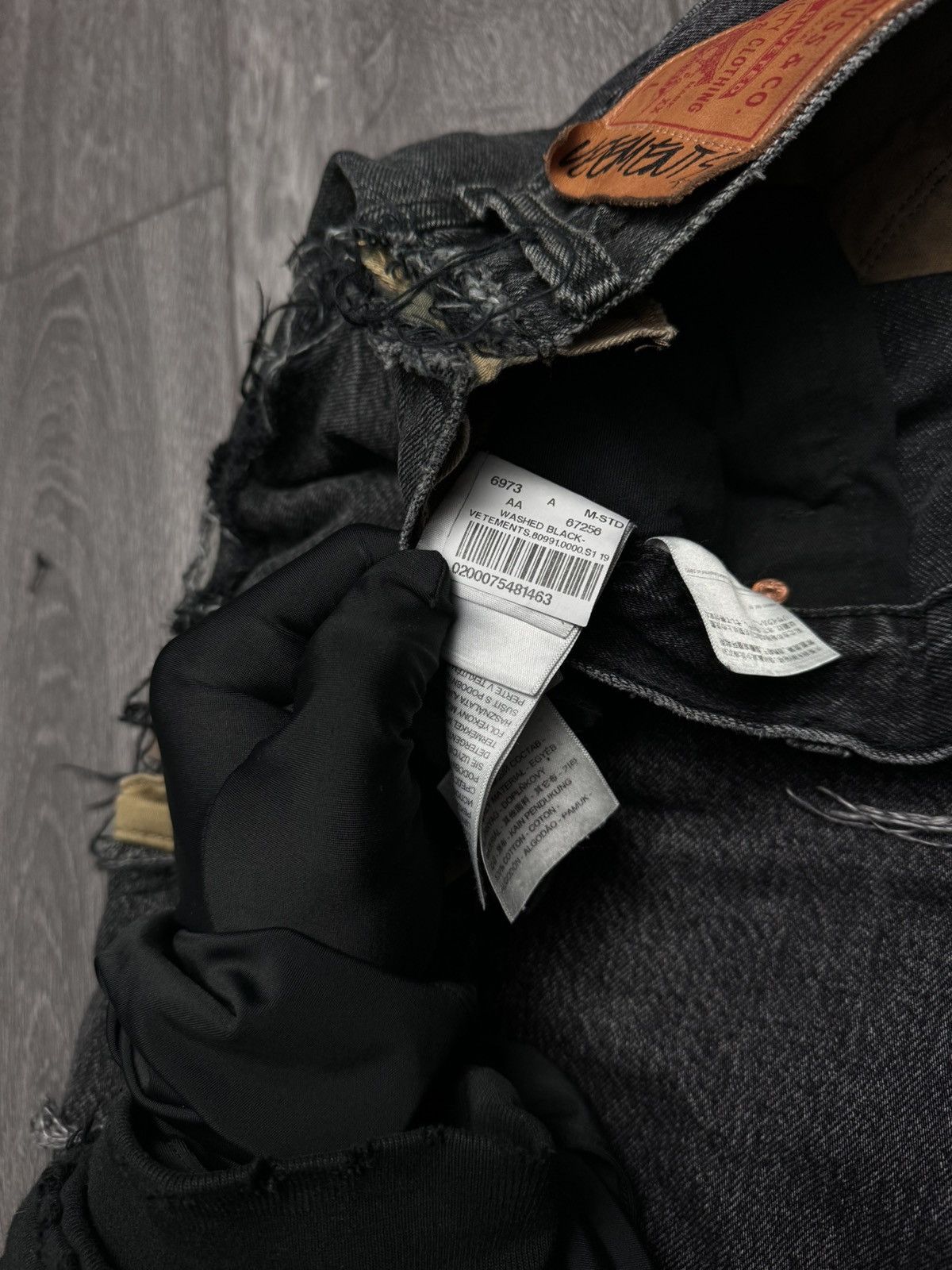 Levi's × Vetements SS19 Vetements x Levi’s Reconstructed Denim Cargo Pants Size US 32 / EU 48 - 10 Thumbnail