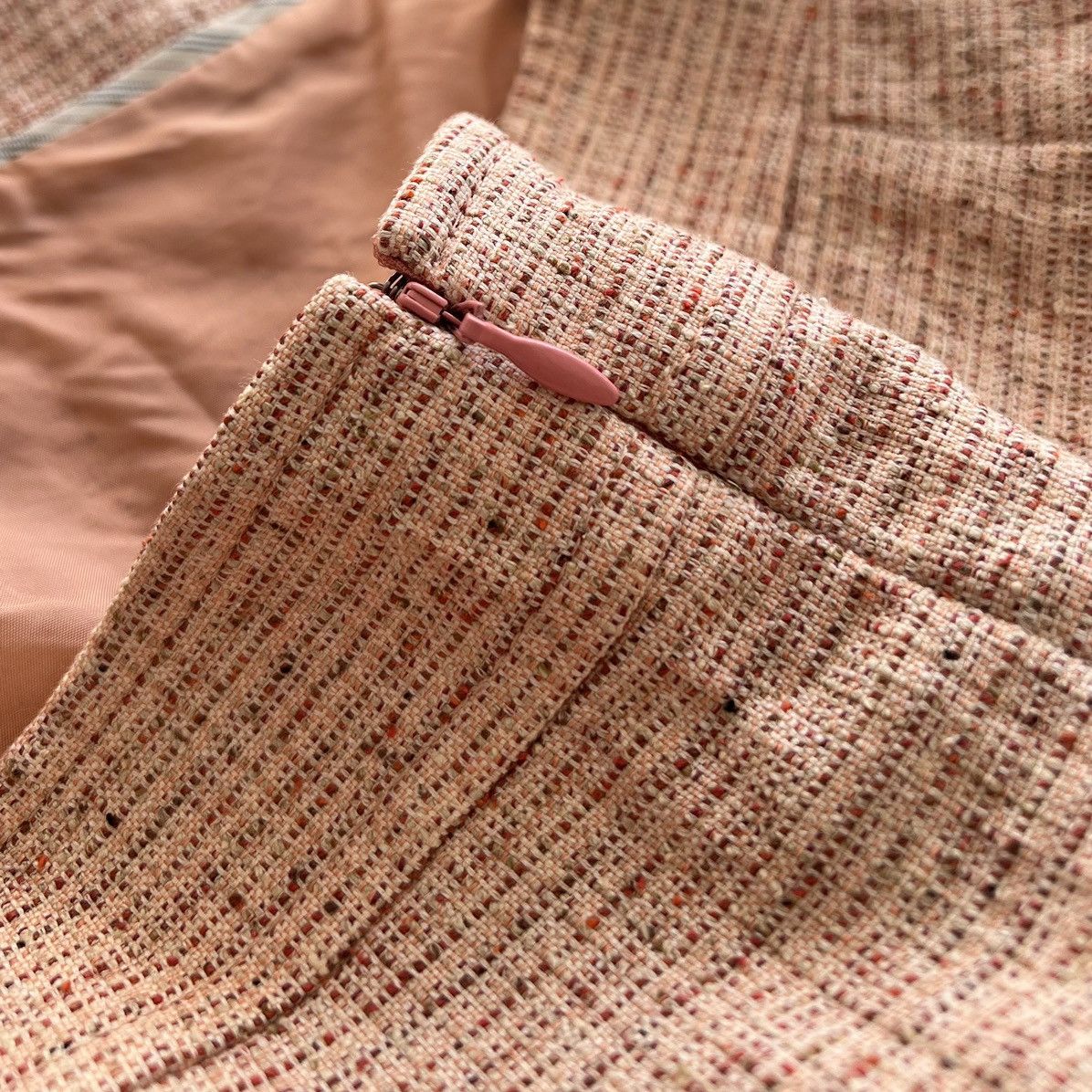 Burberry BURBERRY TWEED MINI SKIRT Size 28" / US 6 / IT 42 - 3 Thumbnail
