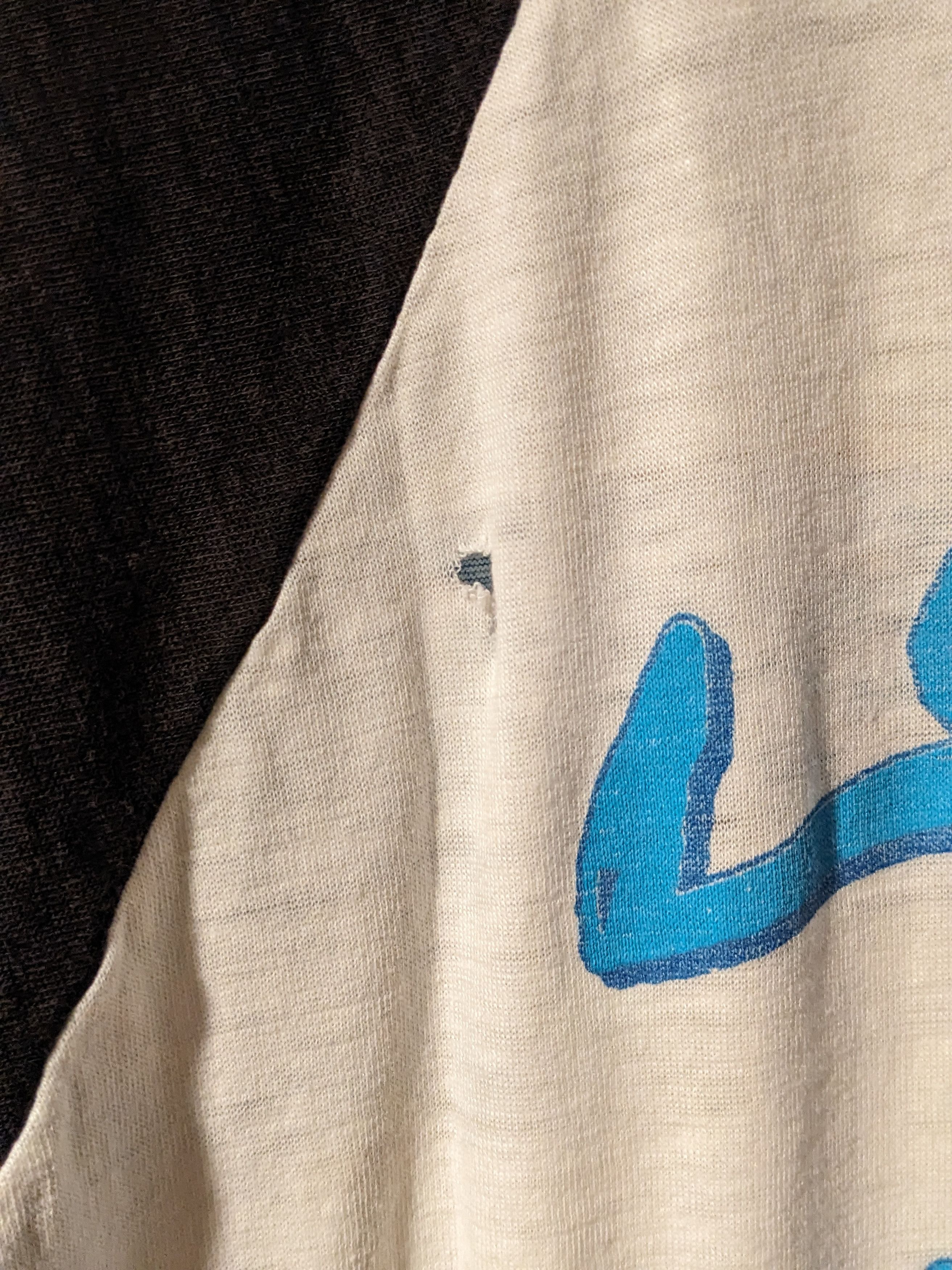 Band Tees × Vintage Vintage 80s The Moody Blues The Other Side Baseball T-Shirt Size US L / EU 52-54 / 3 - 10 Thumbnail
